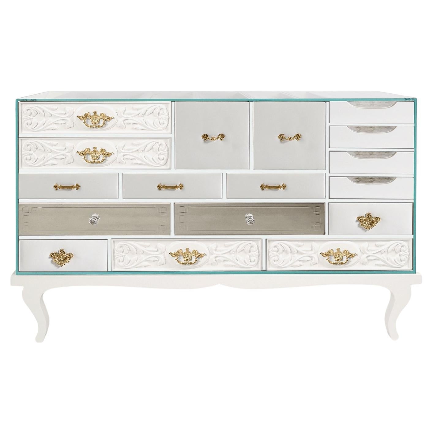 Buffet blanc Soho fait main, marqueté de bois et de feuilles d'or - Boca do Lobo