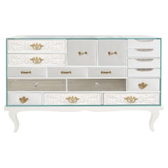 Weißes Sideboard von Soho – handgefertigtes Holz, Intarsien und Blattgold – Boca do Lobo