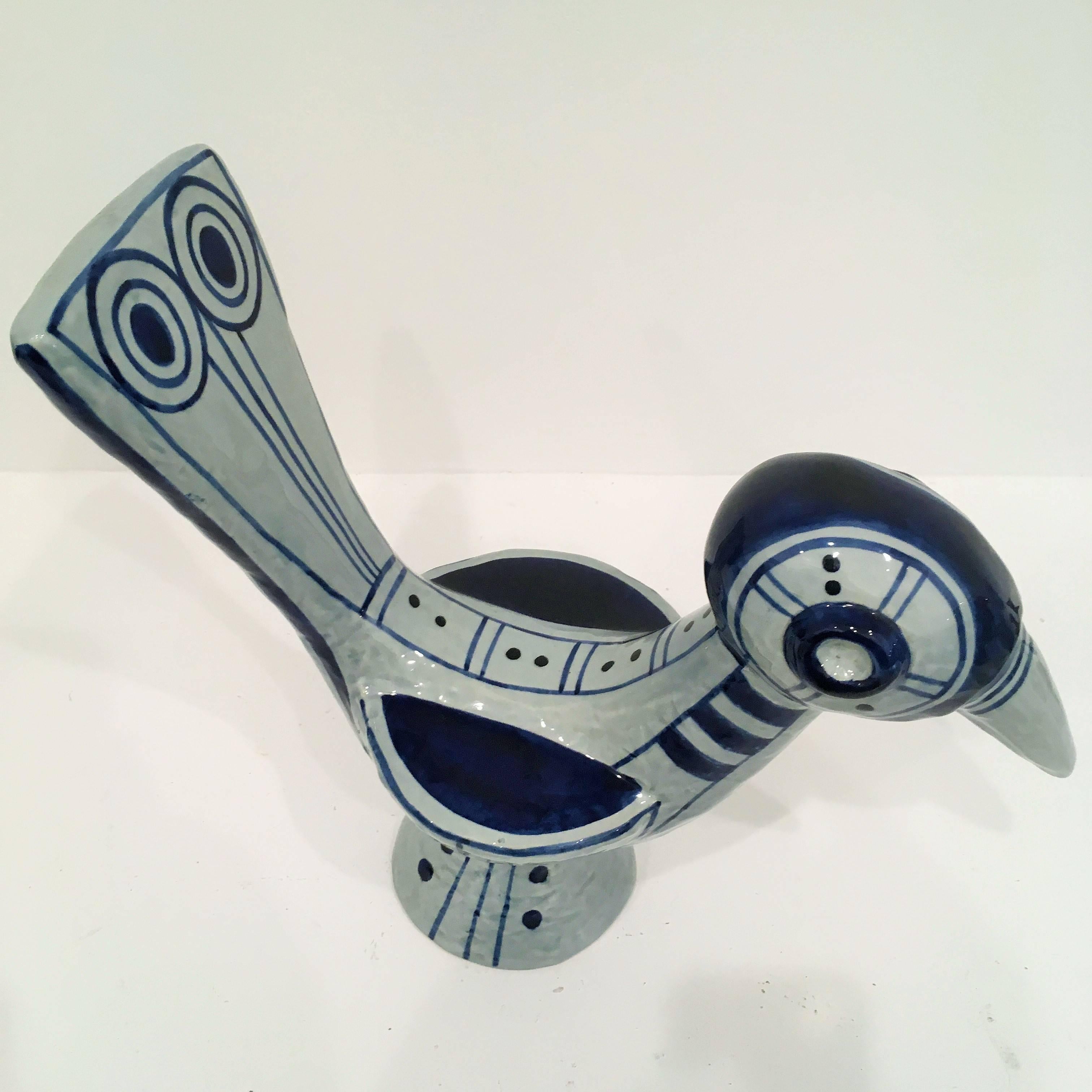 Blue and white Soholm bird designed by Gerd Hiort Petersen, circa 1960-1970.