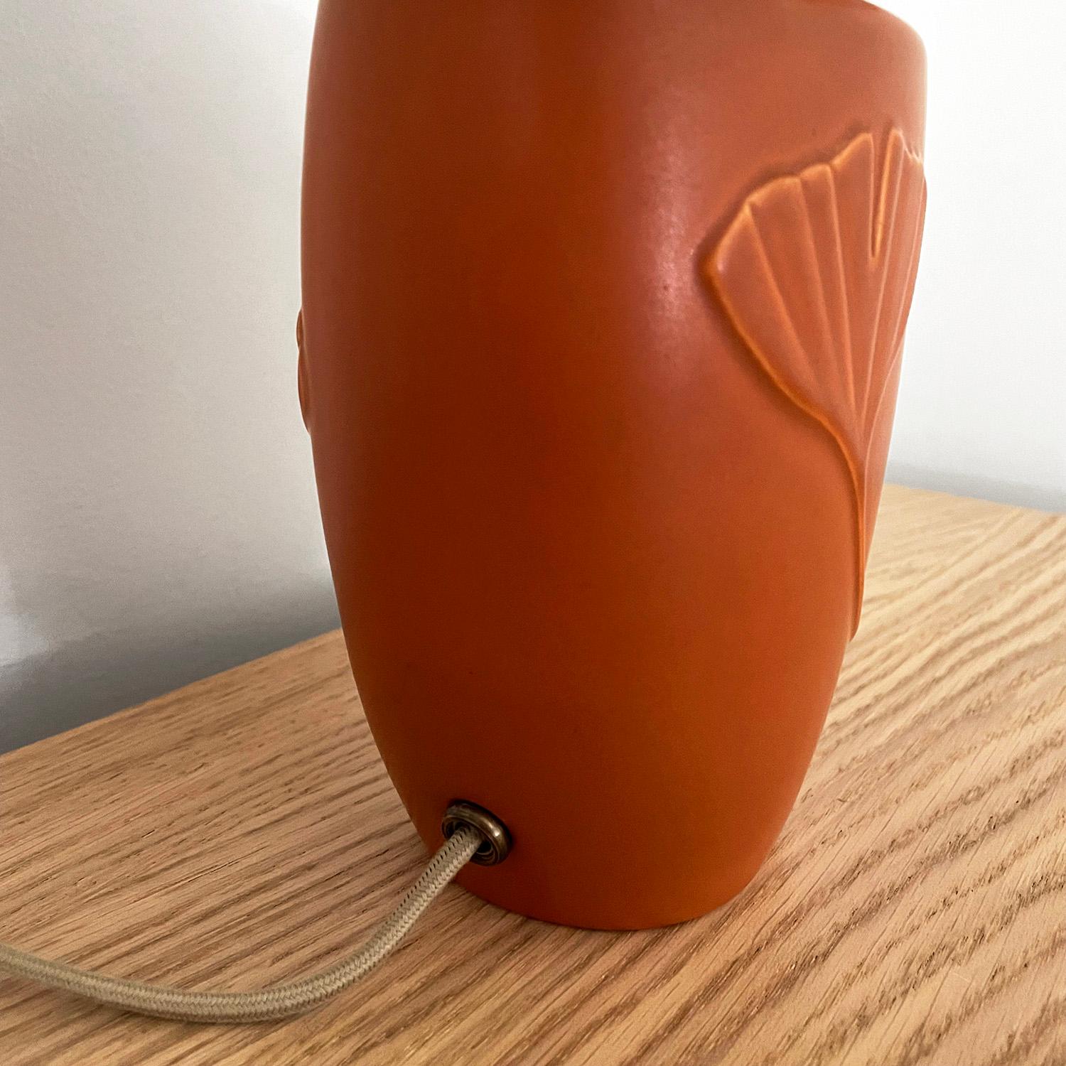 Dänische Gingko-Blatt-Lampe aus Steingut von Soholm im Angebot 1