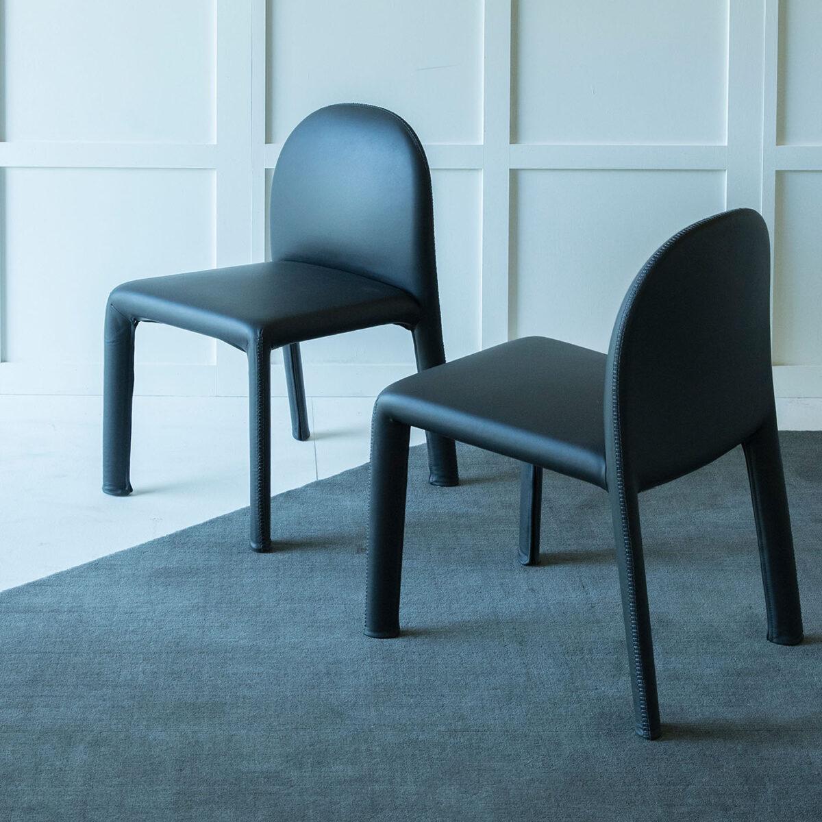 Soiree-Stuhl mit Stickereidetails in Rot von Oscar und Gabriele Buratti für Driade im Zustand „Neu“ im Angebot in Brooklyn, NY