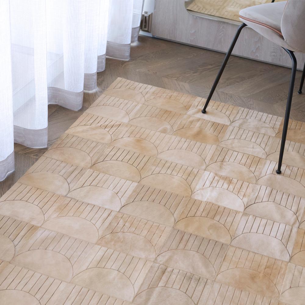 Alfombra de piel de vaca Inspirada en California Sol Biscotti Pakistaní