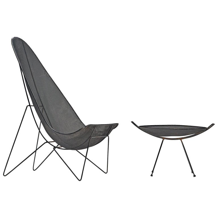 Sol Bloom Grand Patio Scoop Chair And Table For Sale At 1stdibs