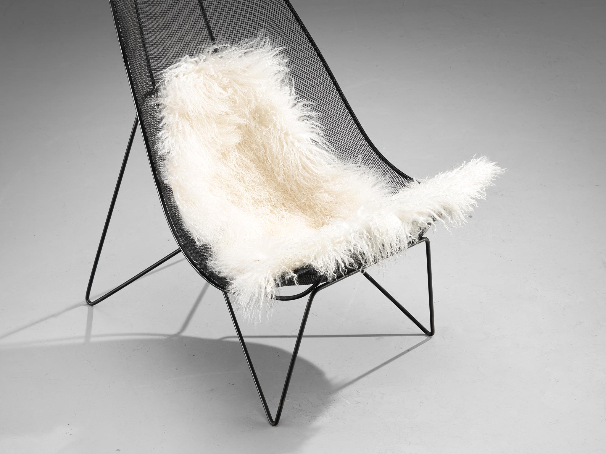 Sol Bloom Patio 'Scoop' Chair with Table in Black Steel Mesh (en anglais)  en vente 3