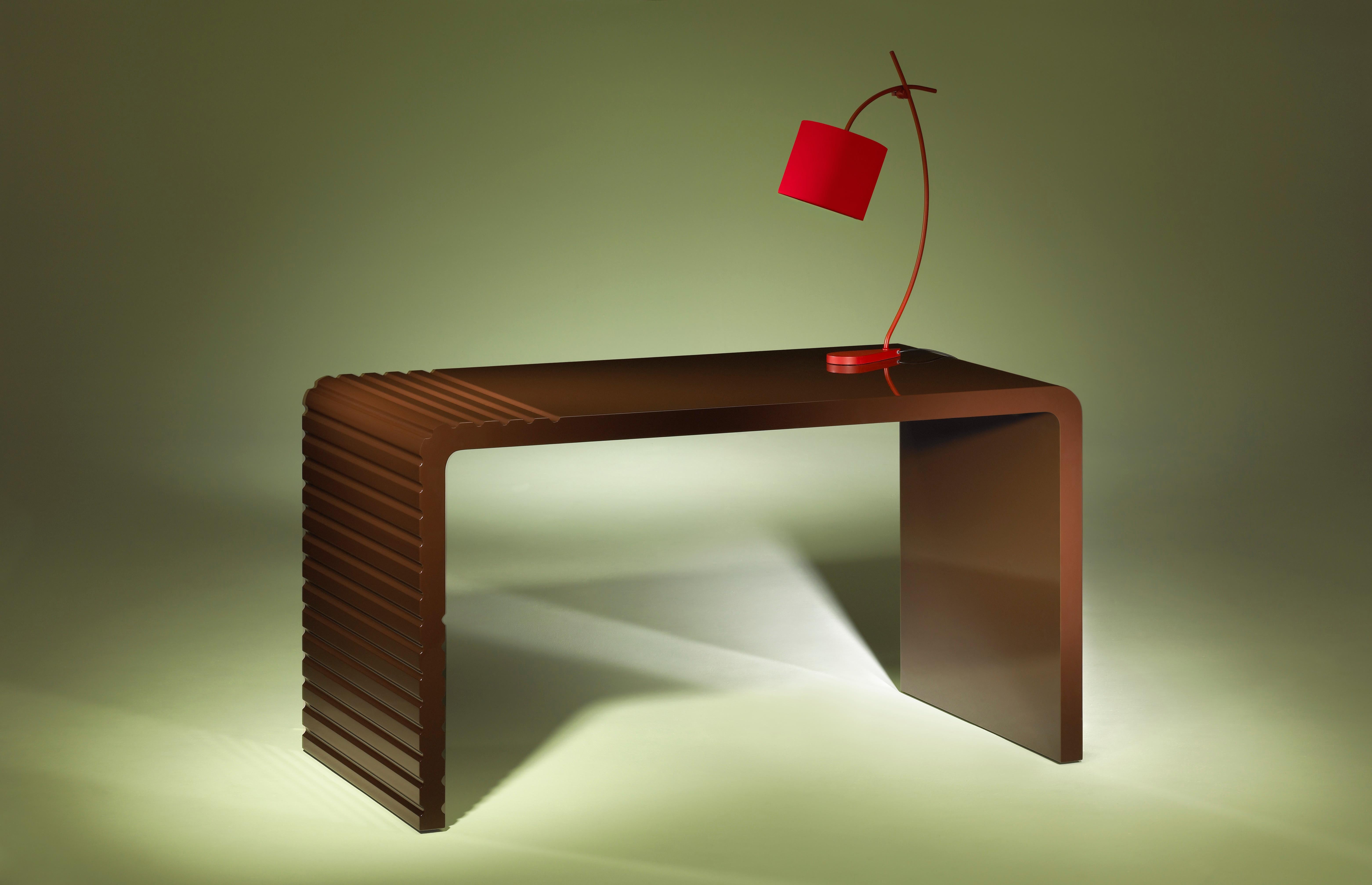 Sol Contemporary and Customizable Desk by Luísa Peixoto For Sale 5