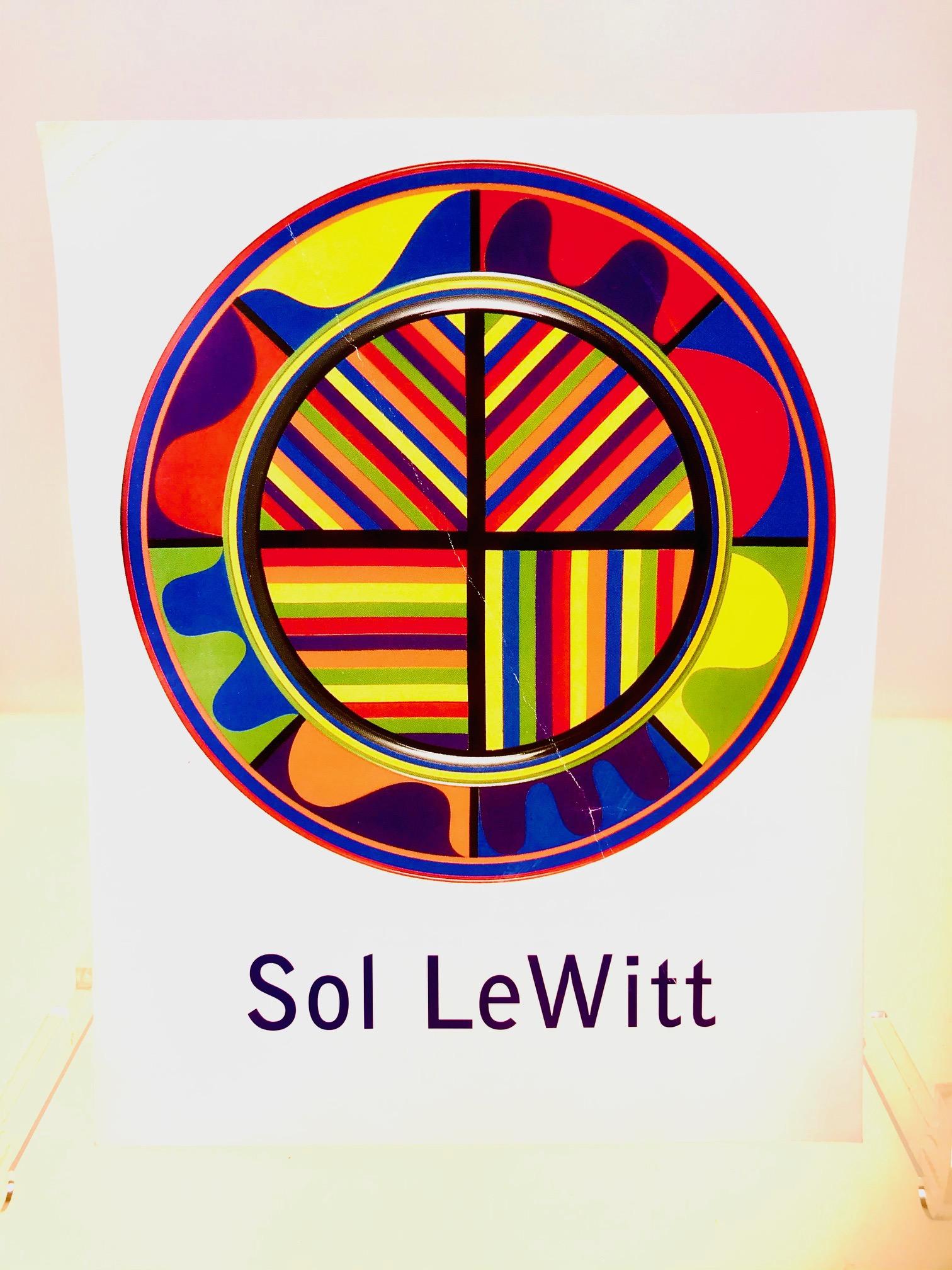 This porcelain plate Sol Lewitt is created in a Special Edition, for exclusively by the Bonnefanten Museum (Holland) in 2006, signed by the Artist.