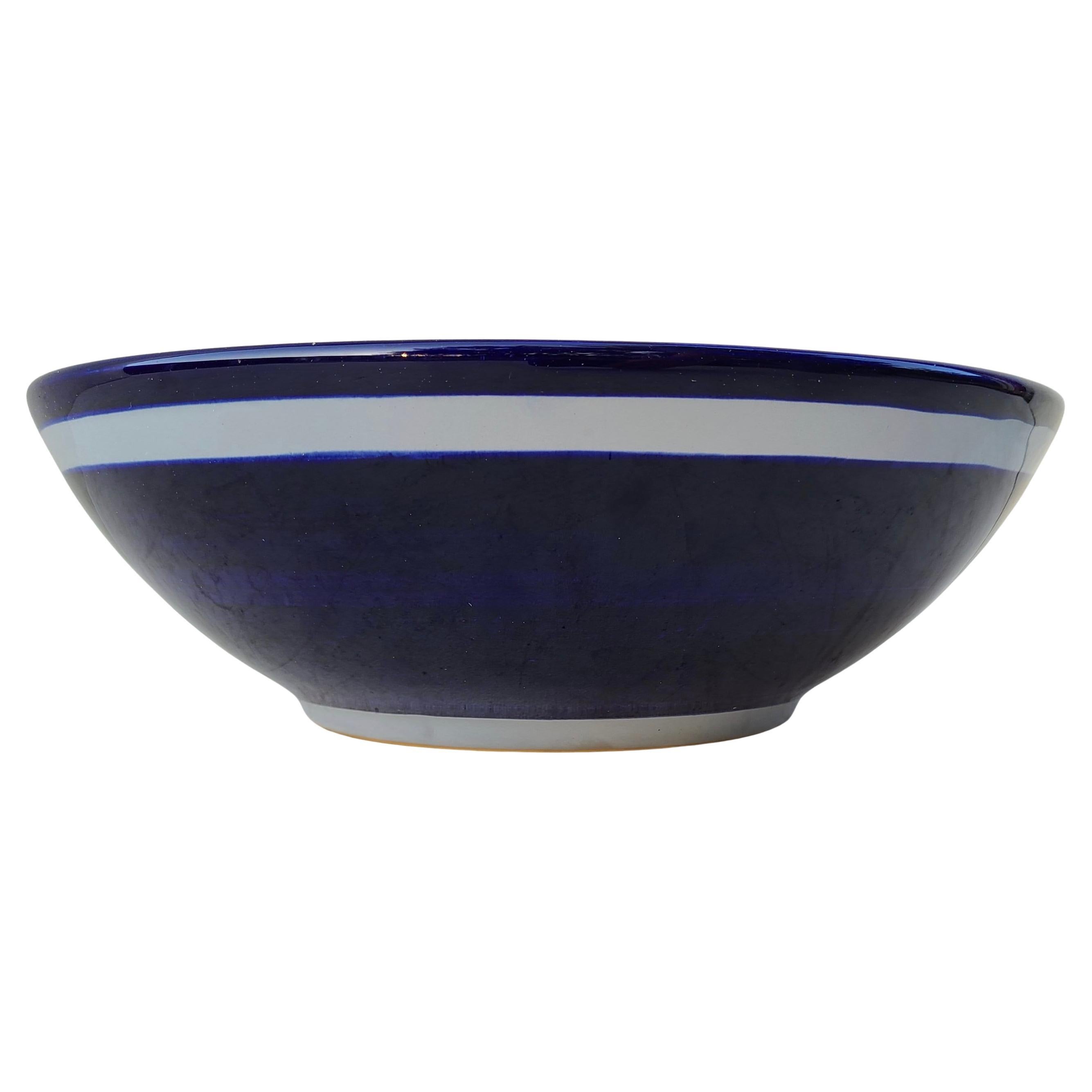 Sol LeWitt Bol en céramique à glaçure cobalt par Deruta en vente 2
