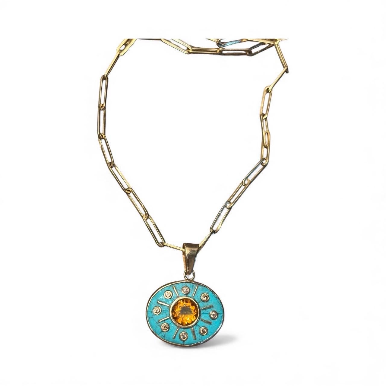 Pendentif SOL

Turquoise, citrine, diamants de Champagne, or 14k

La ligne S O L a été développée autour de l'idée de s'honorer soi-même et de vivre une vie qui vous illumine. Le soleil est un puissant symbole de vie et de lumière et ces pièces ont