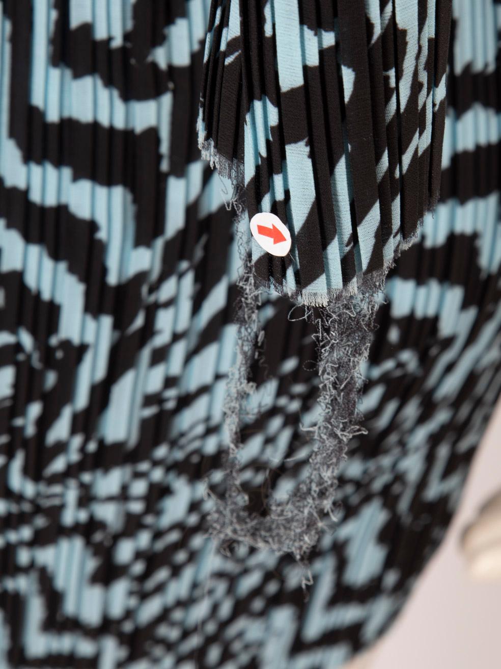 Solace London Black & Blue Abstract Pleated Dress Size XXS 2