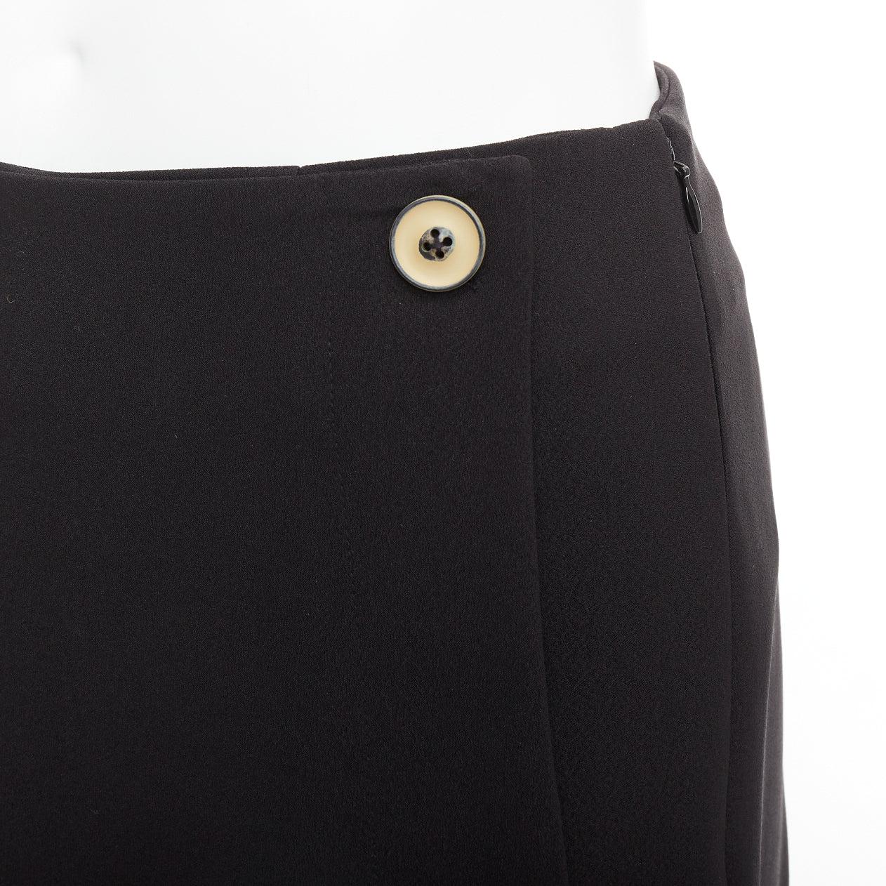 SOLACE LONDON Sydney falda escocesa negra con botones pantalones acampanados UK6 XS
Referencia: MECG/A00124
Marca: Solace London
Material: Tejido
Color: Negro
Patrón: Sólido
Cierre: Botón
Forro: Tejido negro
Detalles adicionales: Cremallera