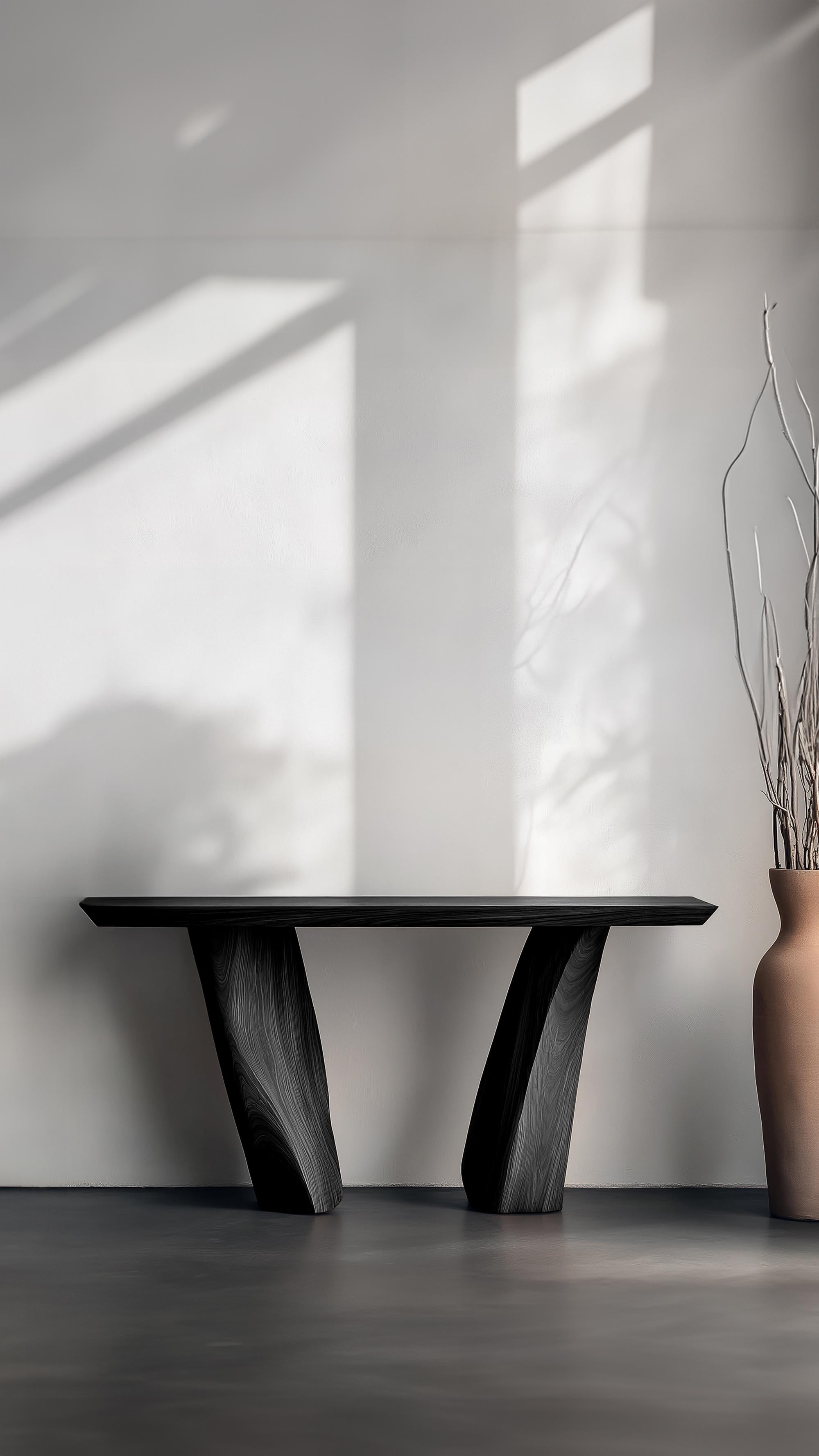 XXIe siècle et contemporain Solace No15 Narrow Accent Table - Simplicité sculpturale par Joel Escalona en vente
