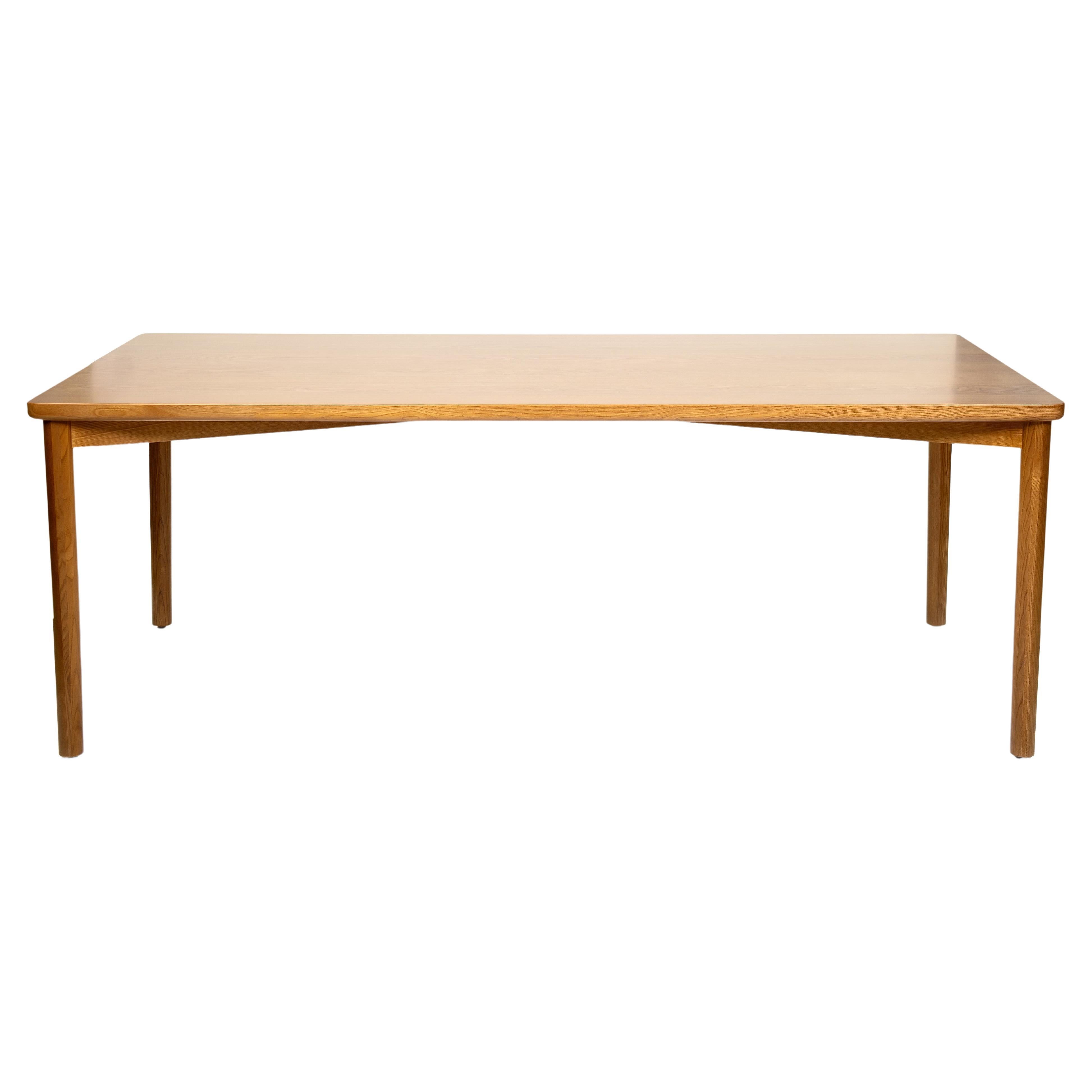 Light Brown Ash Solid Wood Round Dining Table For Sale at 1stDibs