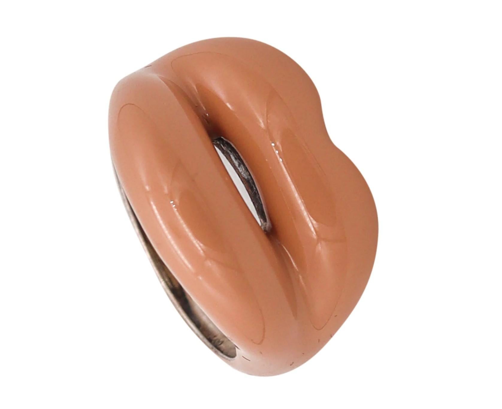 Solange Azagury-Partridge British Hot-Lips Ring 925 Sterling Silver Peach Enamel For Sale