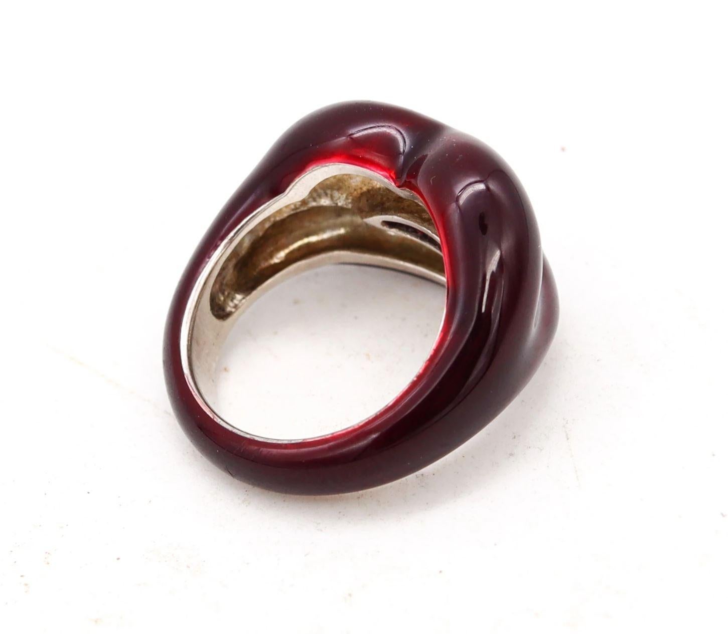 Solange Azagury-Partridge British Red Enamel Hot Lips Ring .925 Sterling Silver  In Excellent Condition In Miami, FL