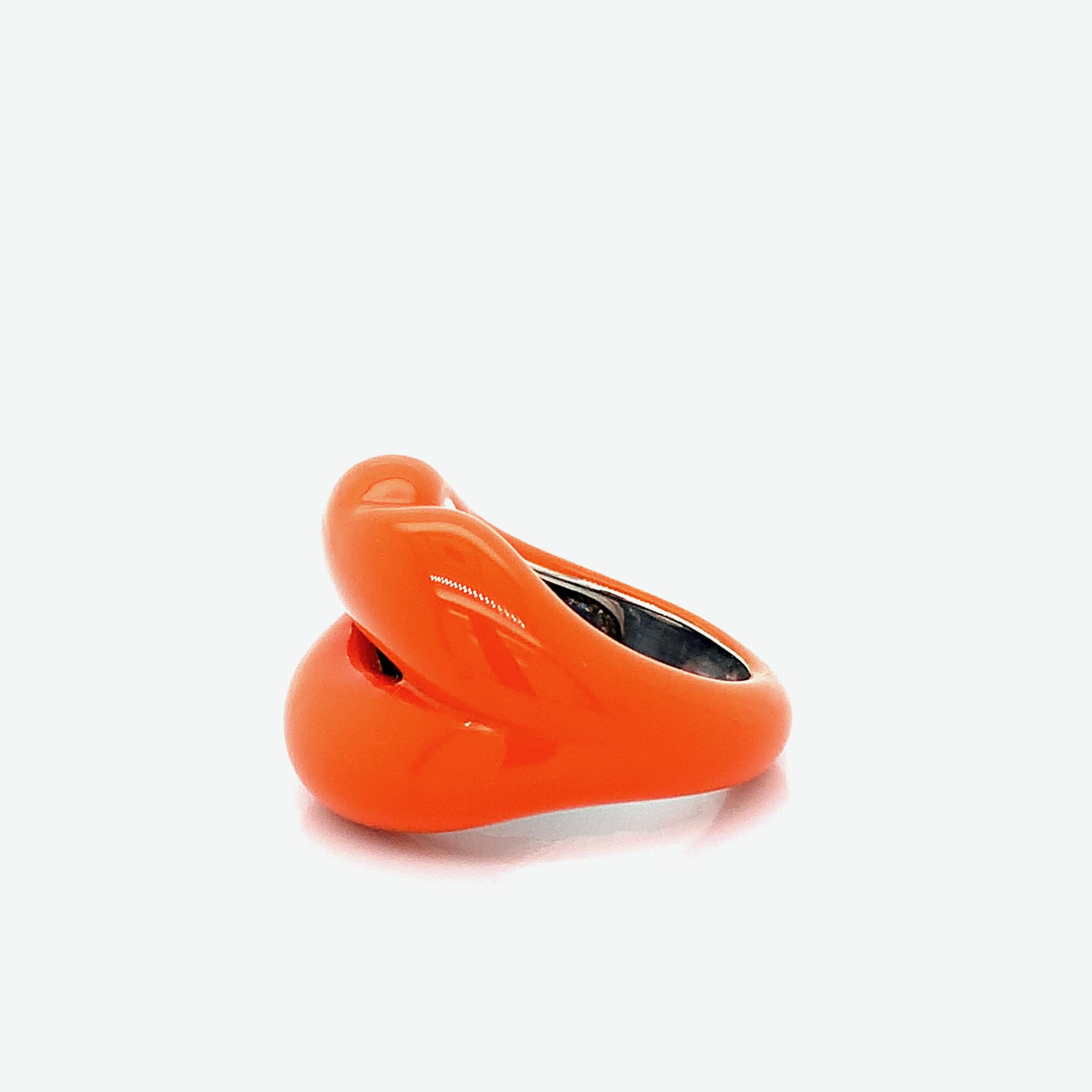 Solange Azagury-Partridge Orange Lips Ring In Excellent Condition For Sale In New York, NY