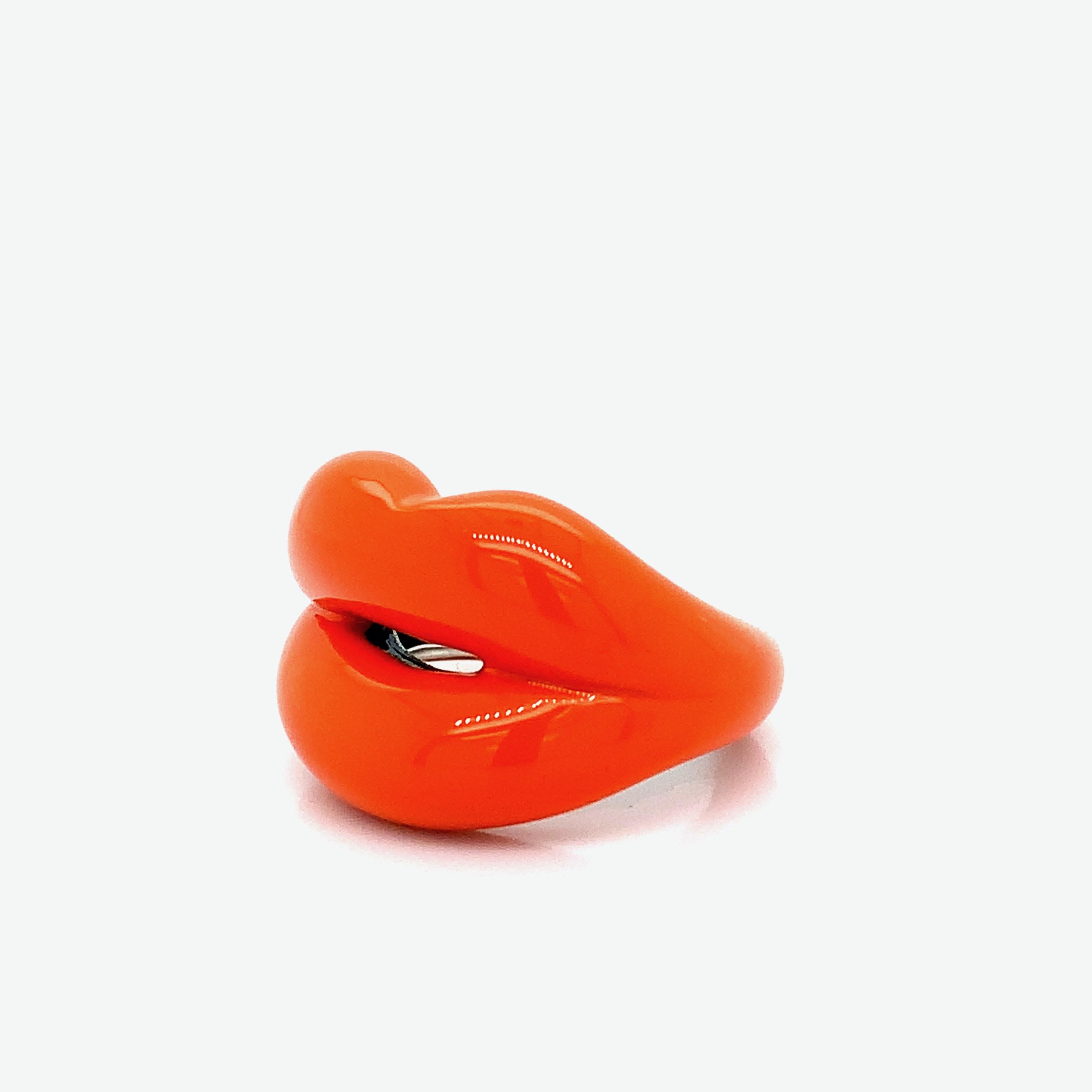 Women's or Men's Solange Azagury-Partridge Orange Lips Ring For Sale