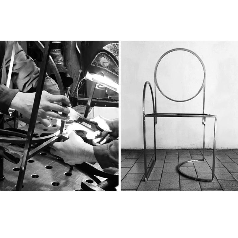 XXIe siècle et contemporain Solar Chair, chaise en laine bouclée crème et cadre en laiton brossé, par Lara Bohinc en vente