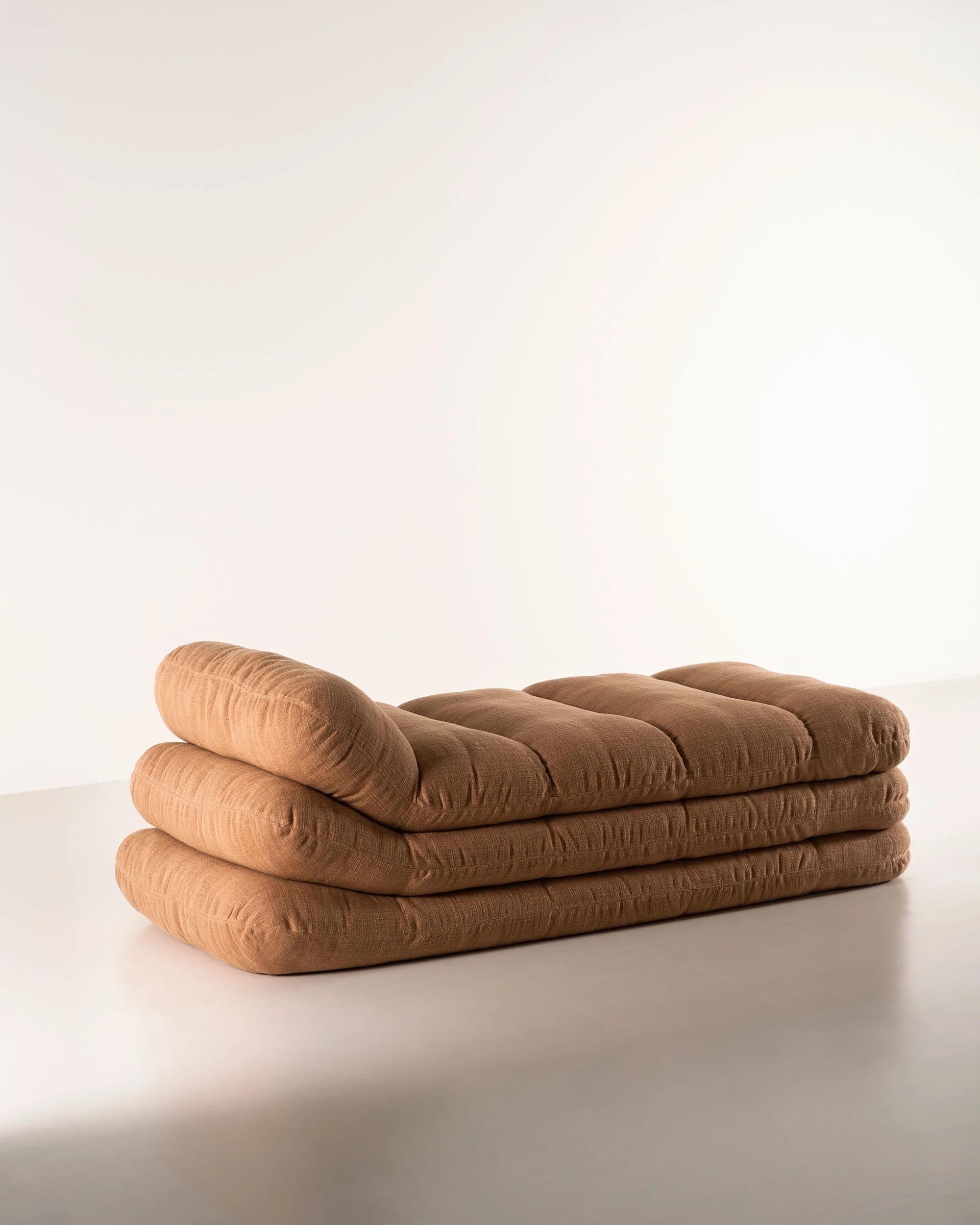 Solar Daybed by Faye Toogood - Turkeys In New Condition For Sale In Alcamo, IT