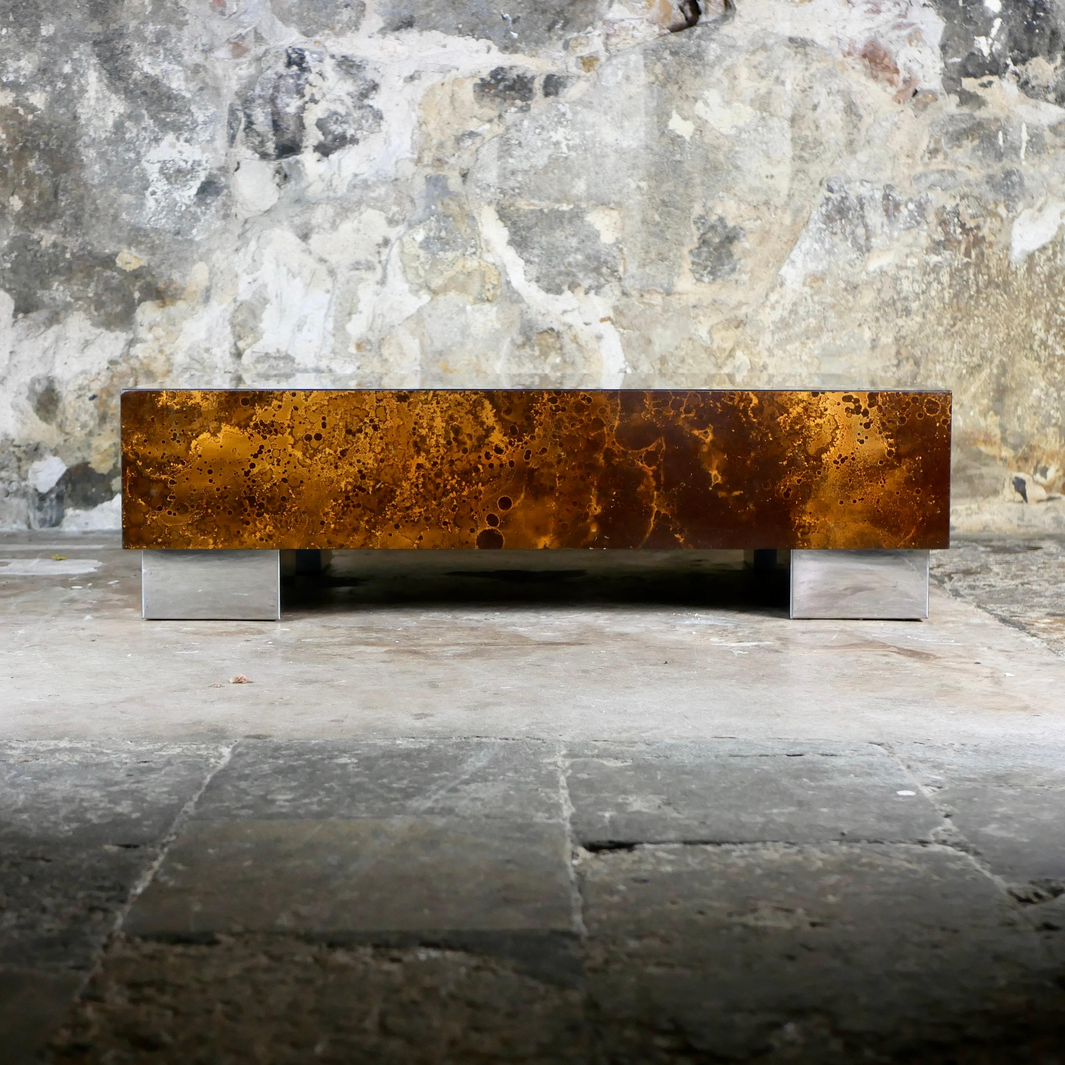 Français Grande table basse éruption solaire par Guy Lefèvre pour Ligne Roset, 1970