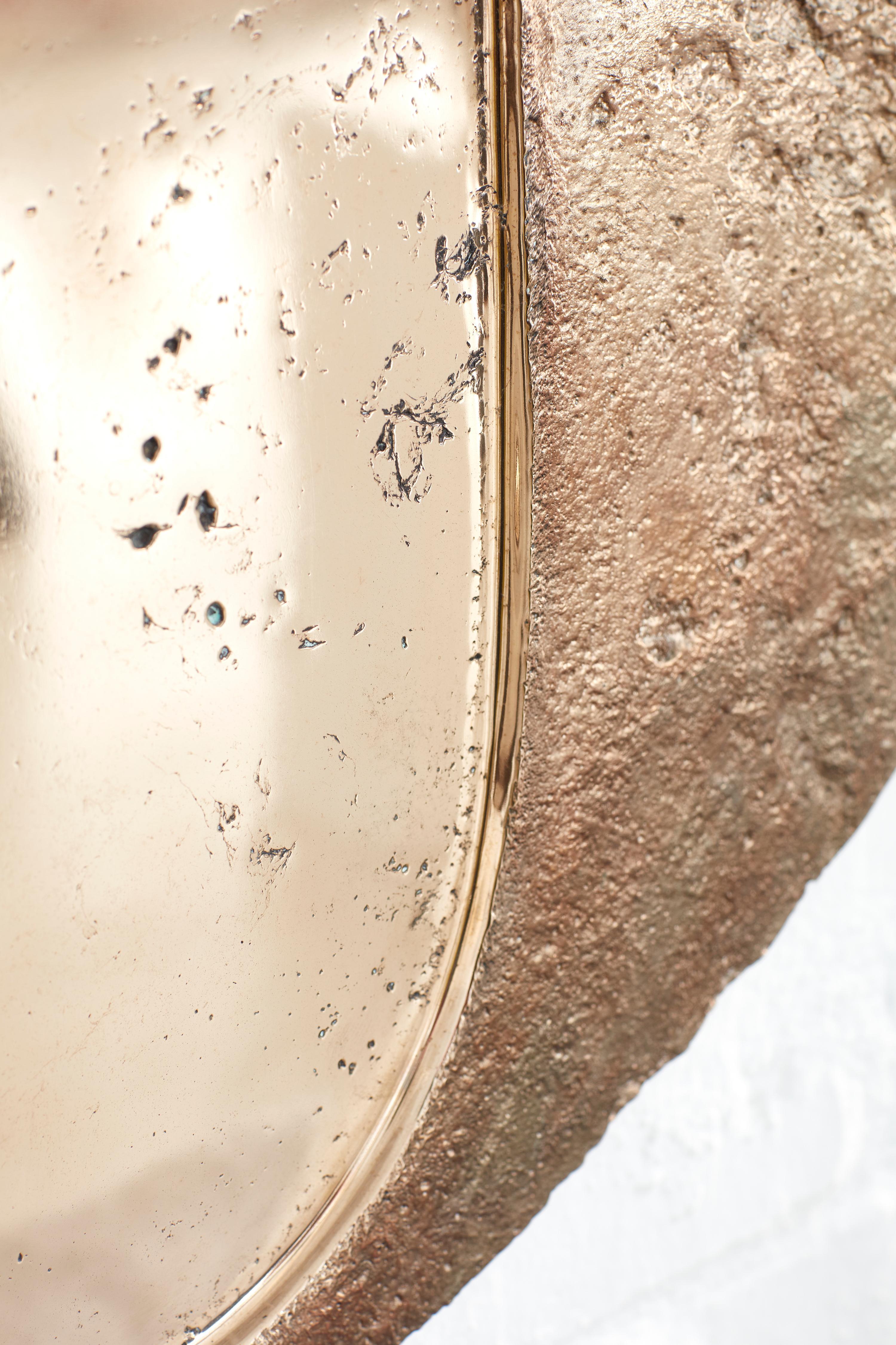 Sud-africain Solar Portal Limited Edition Wall Sculptural Mirror in Bronze by Jesse Ede en vente