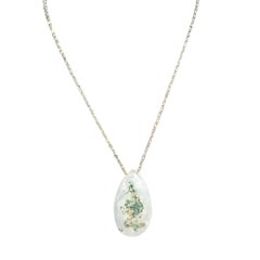 Solar Quartz Ivory Green Necklace