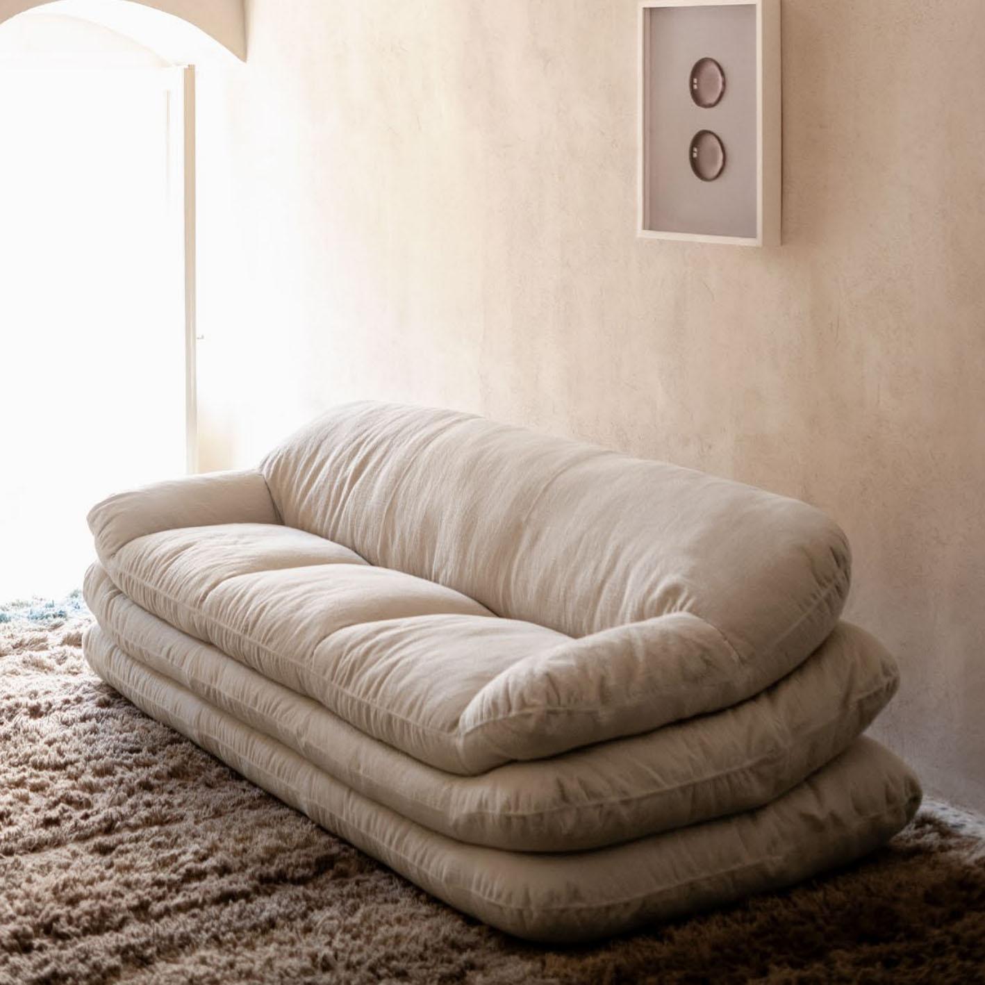 Solar Sofa by Faye Toogood - Tacchini Italia In New Condition For Sale In Carson, CA