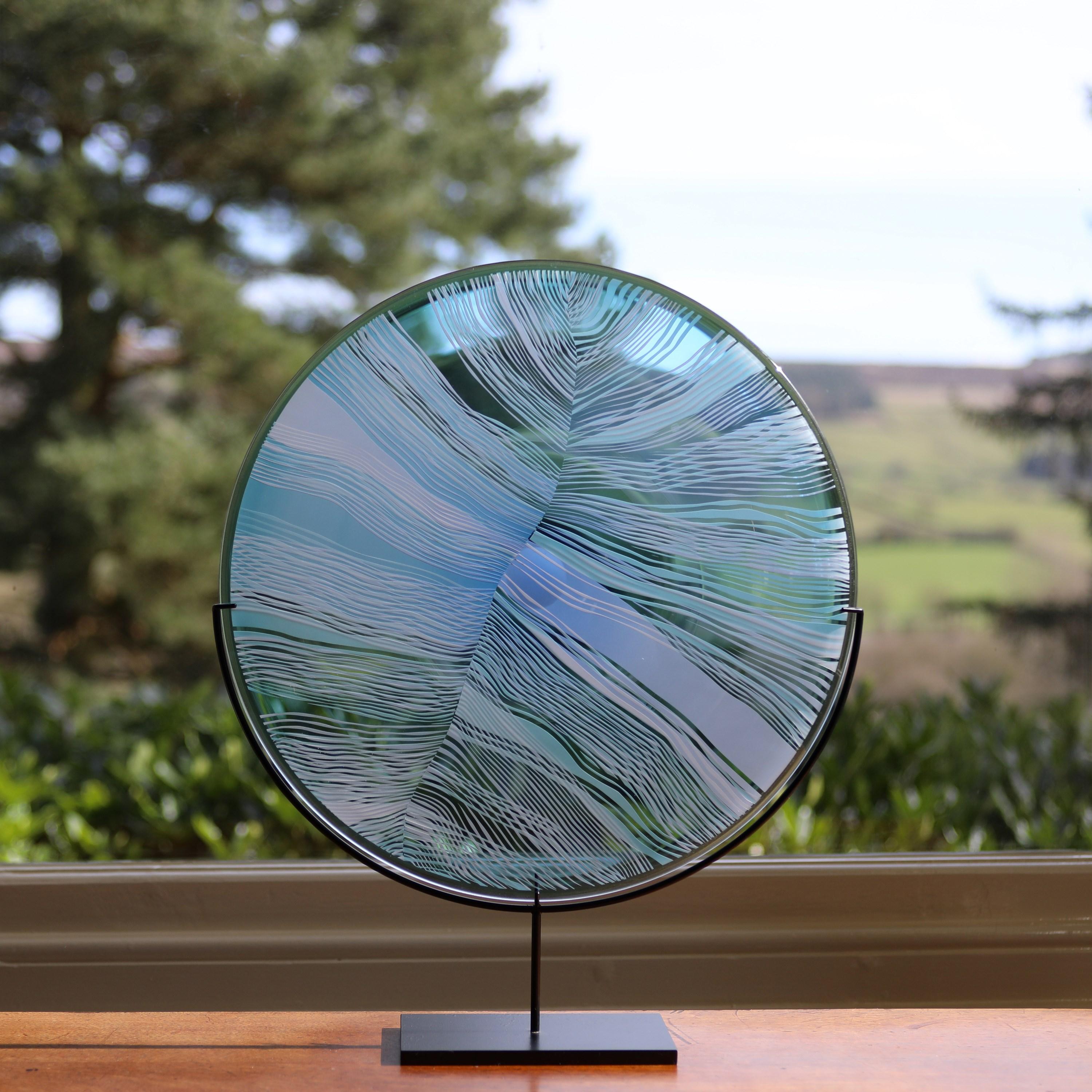 Solar Storm Sky Blue over Ice Blue I, ein montiertes Glaskunstwerk von Kate Jones im Angebot 1