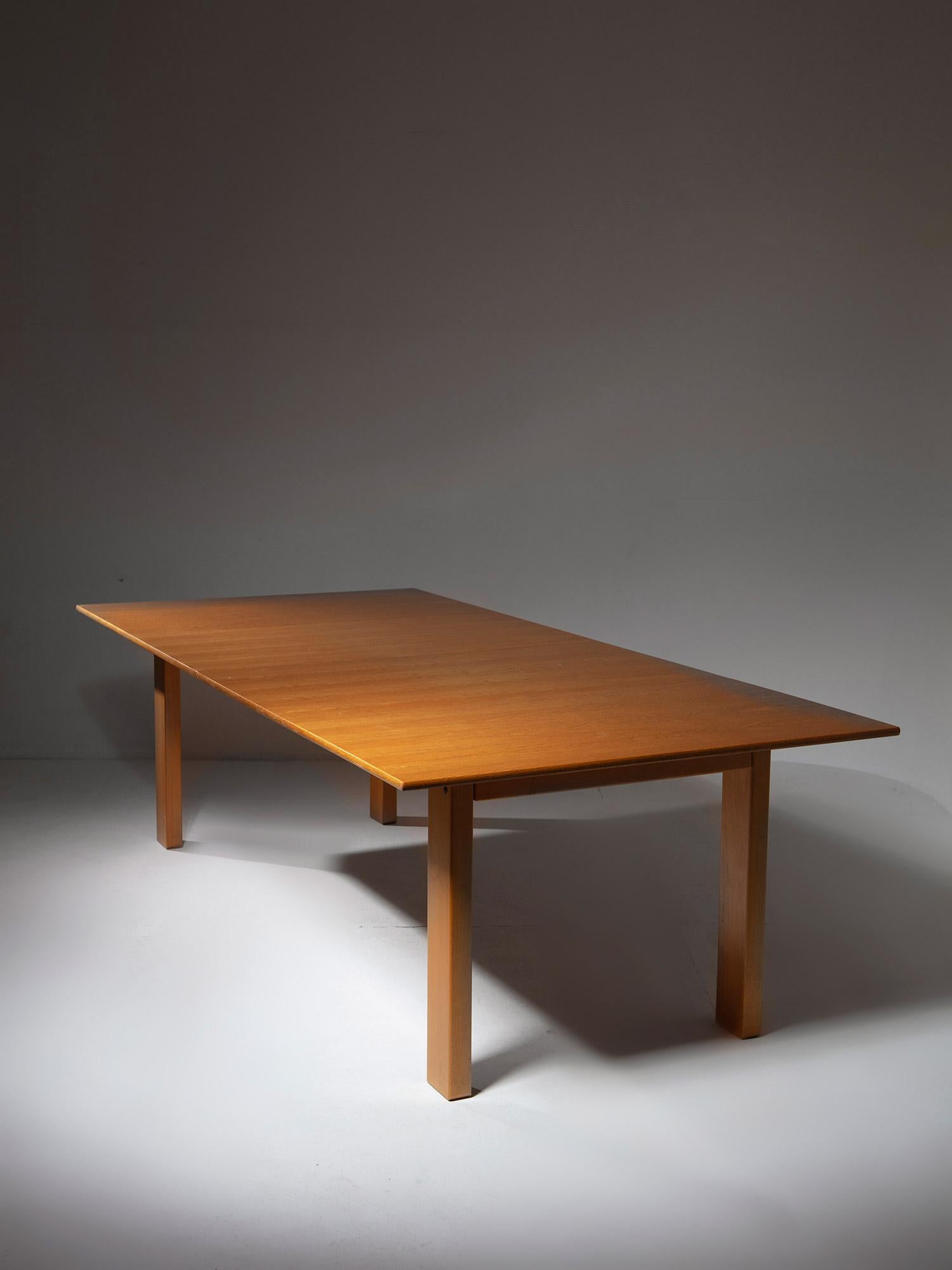 Table de salle à manger 
