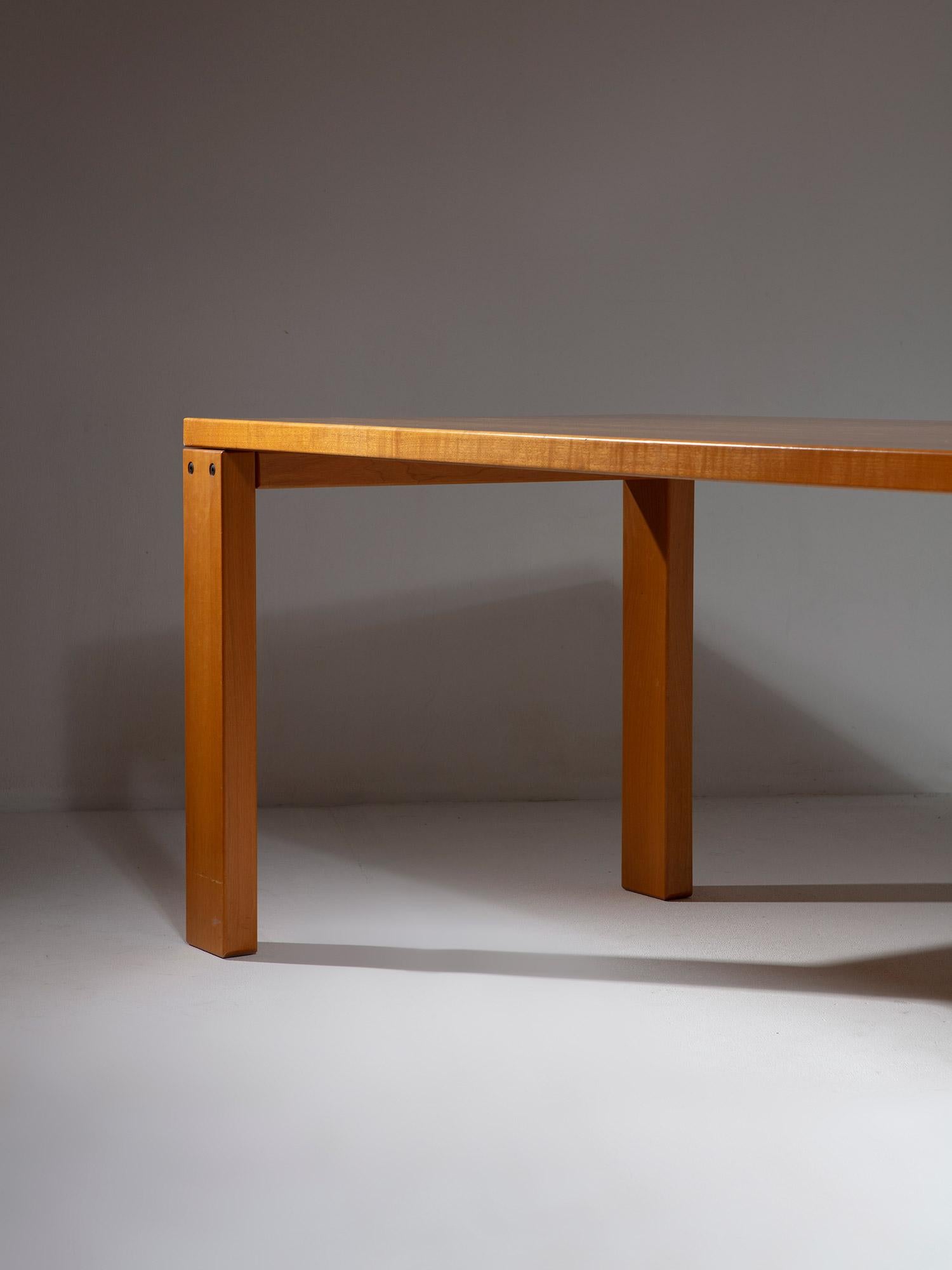Bois Table de salle à manger 