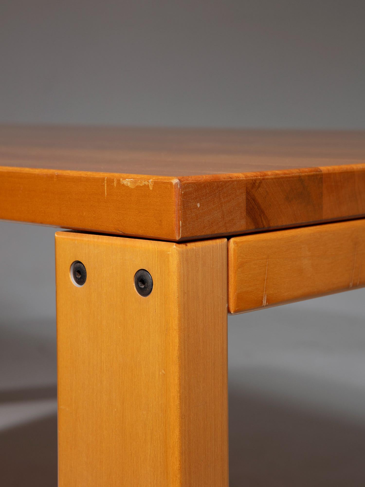 Table de salle à manger 