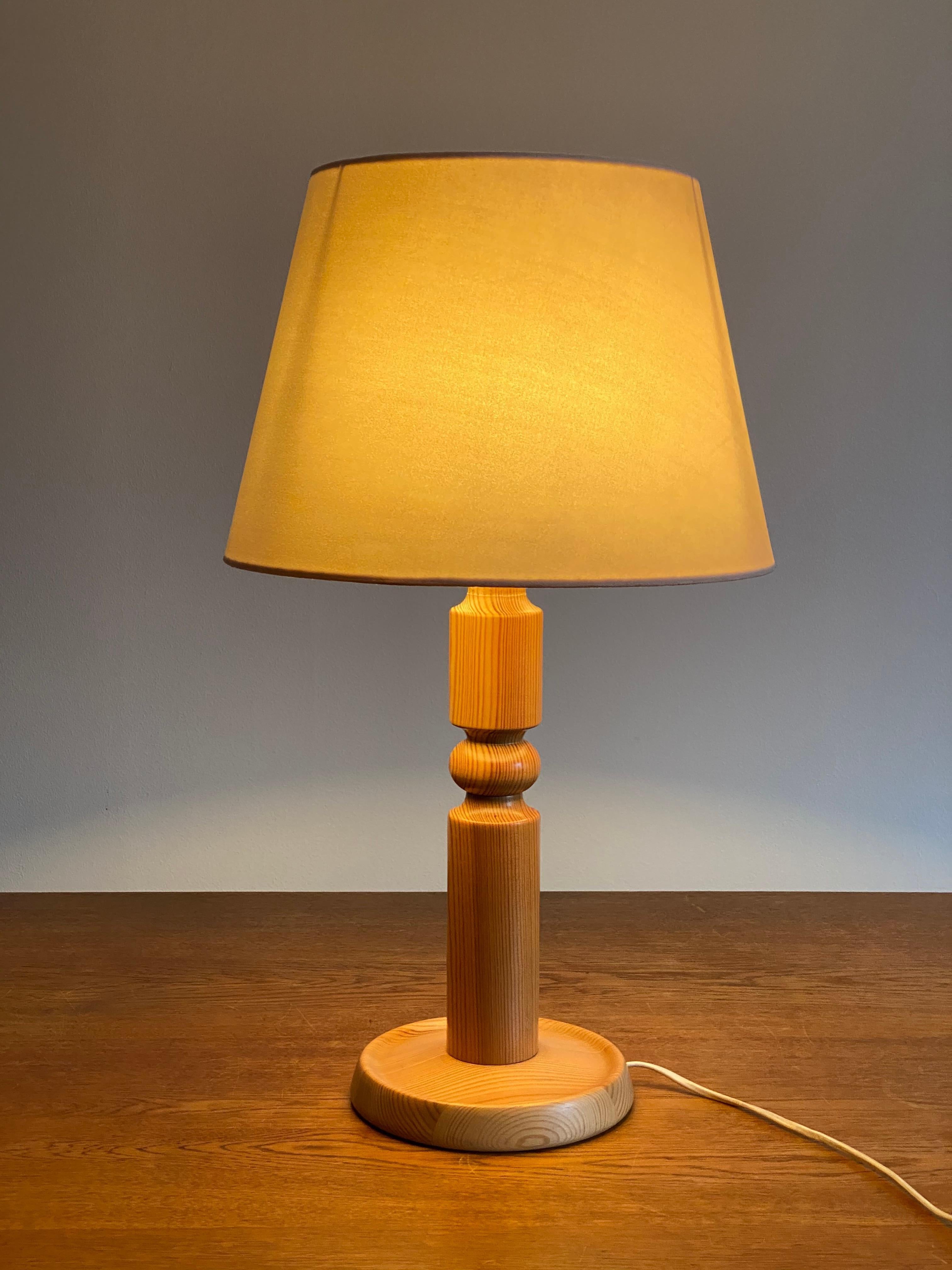 Swedish Solbackens Svarveri, Minimalist Table Lamp, Solid Turned Pine, Sweden, 1970s