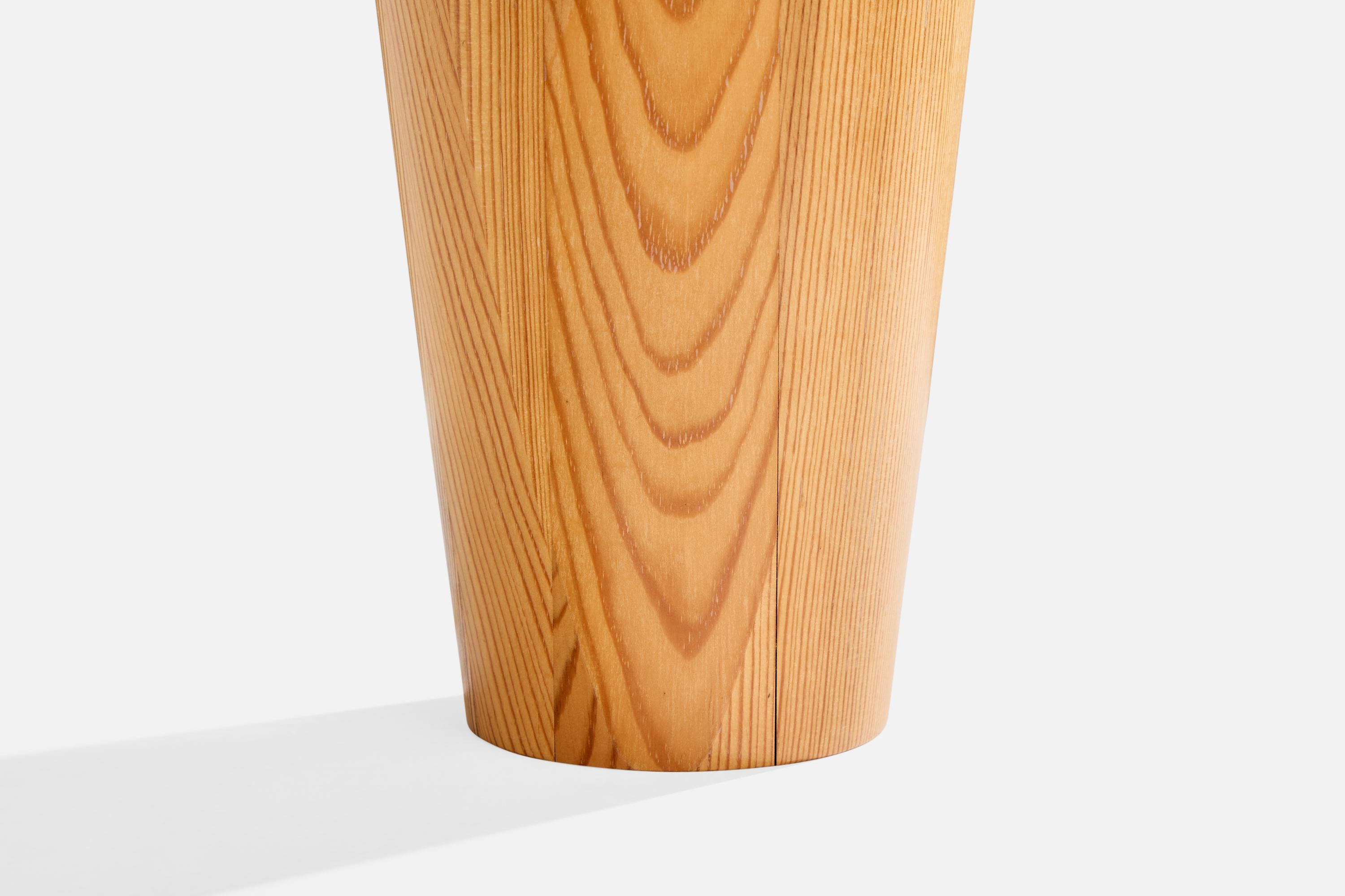 Solbackens Svarveri, Table Lamp, Pine, Sweden, 1980s For Sale 1