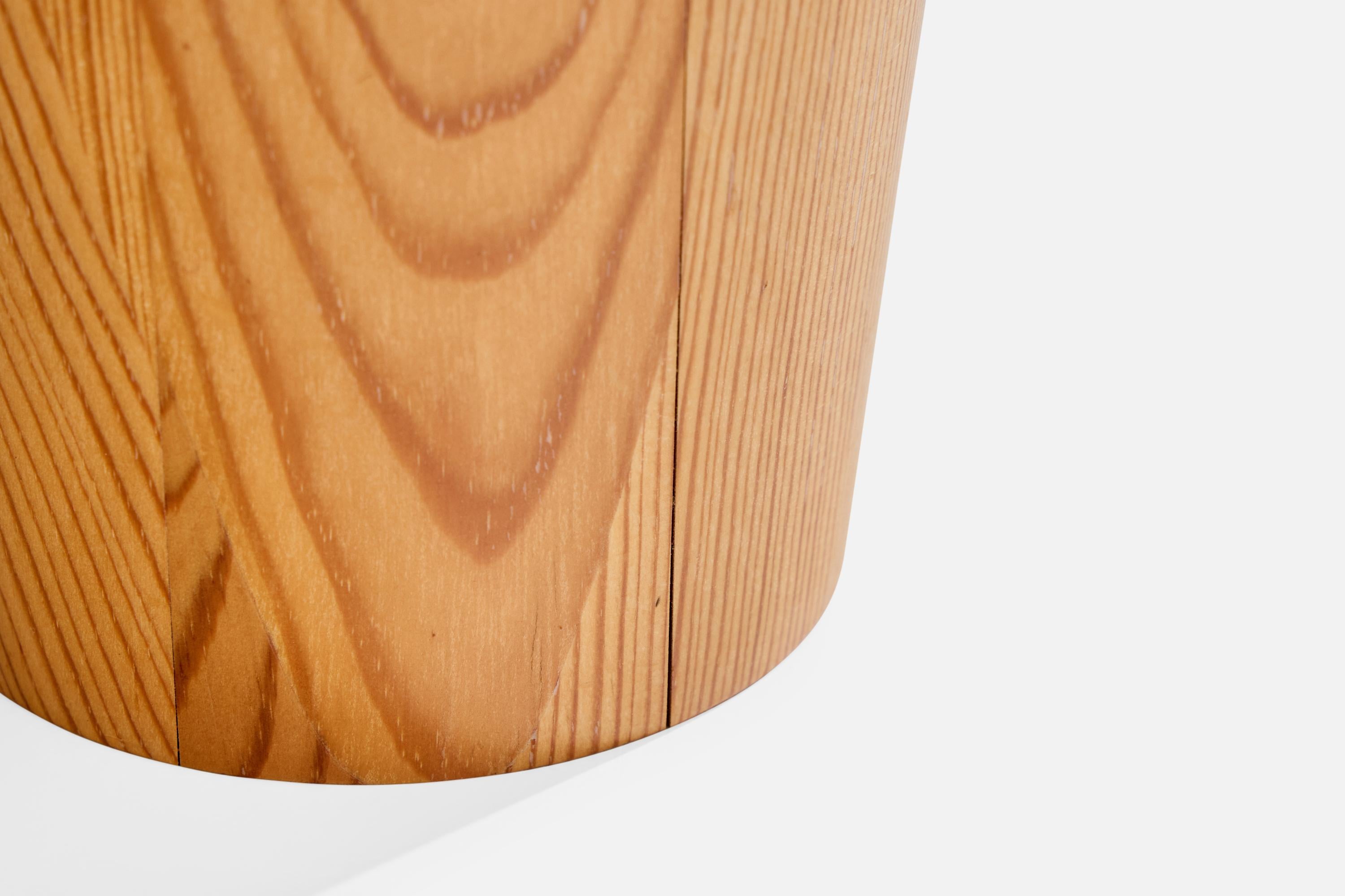 Solbackens Svarveri, Table Lamp, Pine, Sweden, 1980s For Sale 2