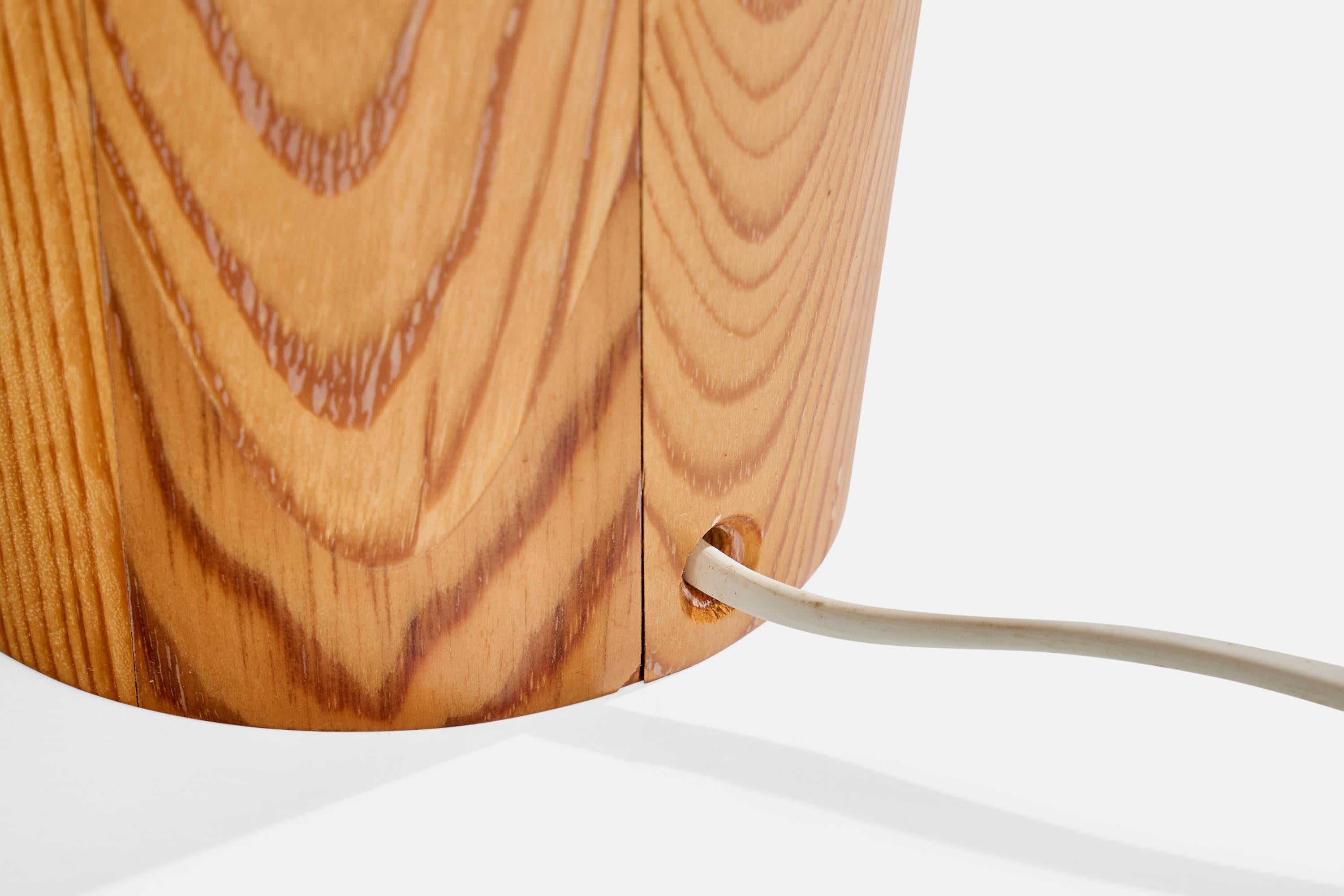 Solbackens Svarveri, Table Lamp, Pine, Sweden, 1980s For Sale 3