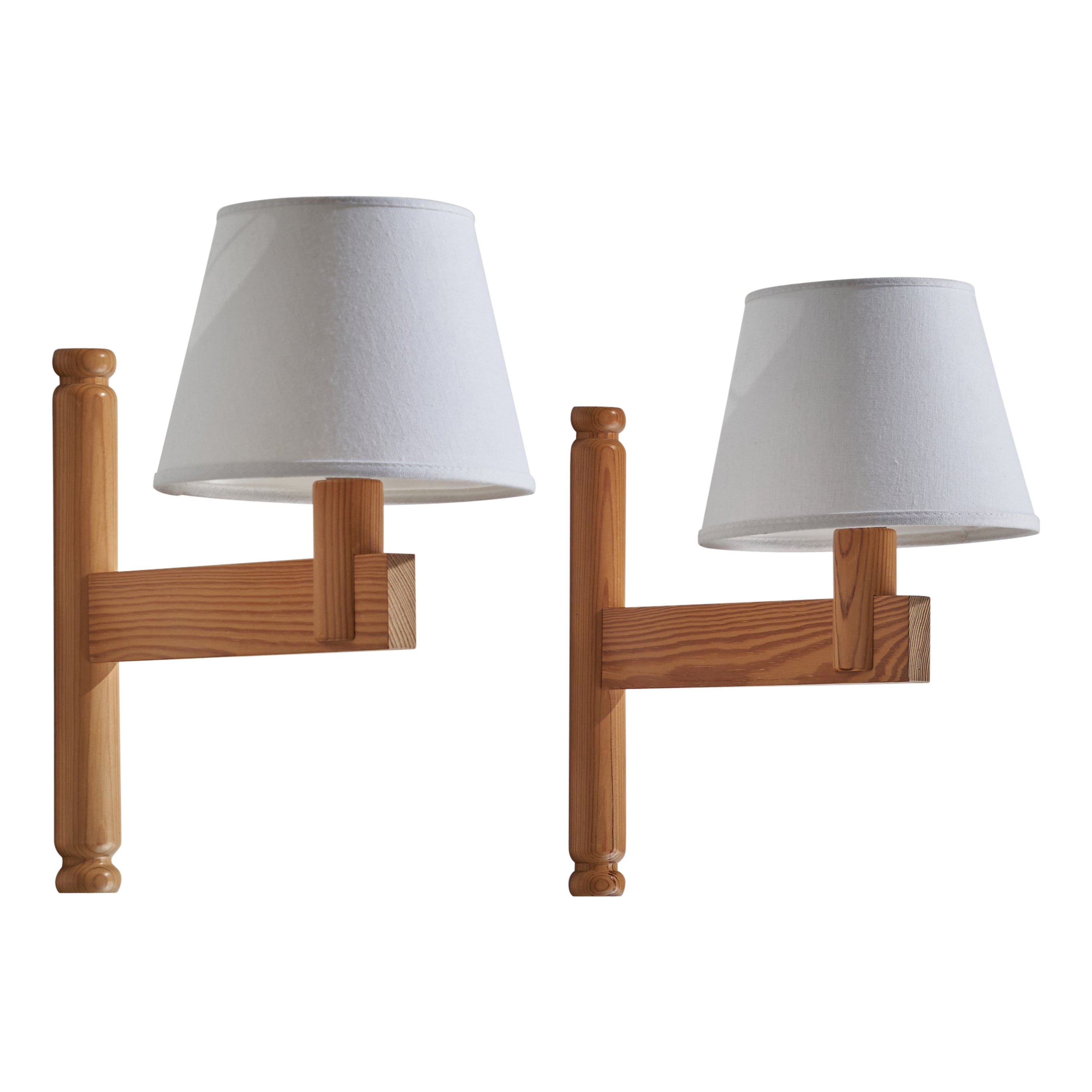 Solbackens Svarveri, Wall Lights, pin, tissu, Suède, années 1970 en vente