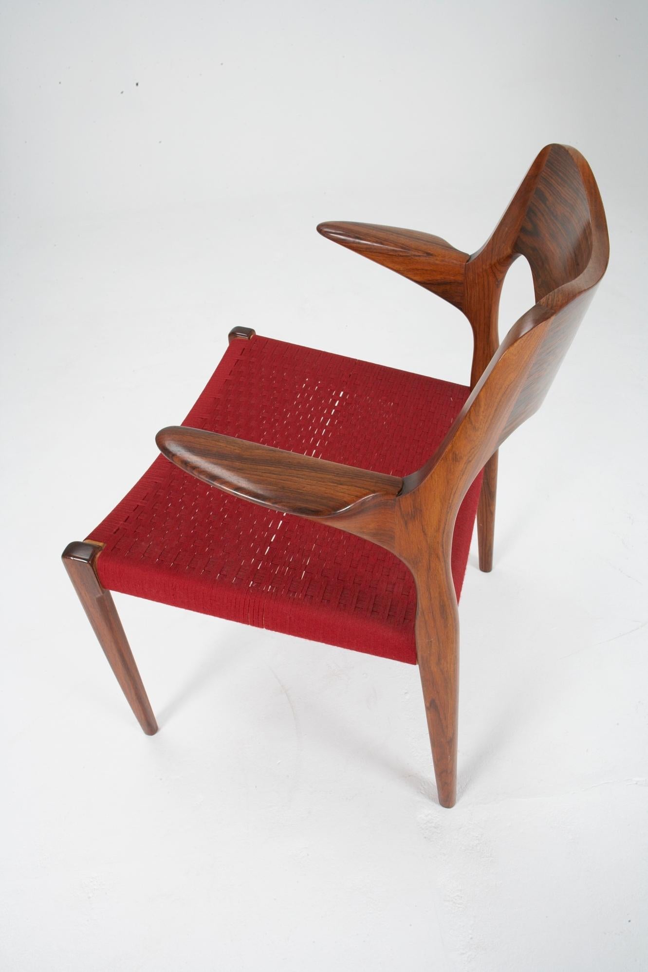Bois de feuillus Vendu à l'unité : huit chaises modèle 51 de Niels Otto Moller en vente