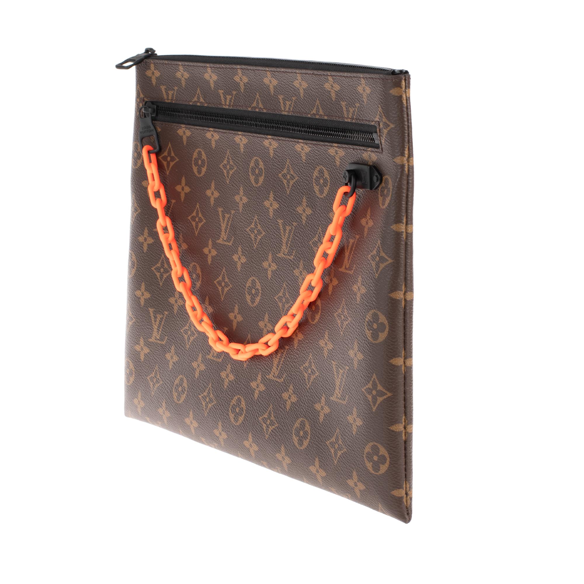 Sold Out - Brand new Louis Vuitton Pouch Virgil Abloh limited edition 2019 In New Condition In Paris, IDF