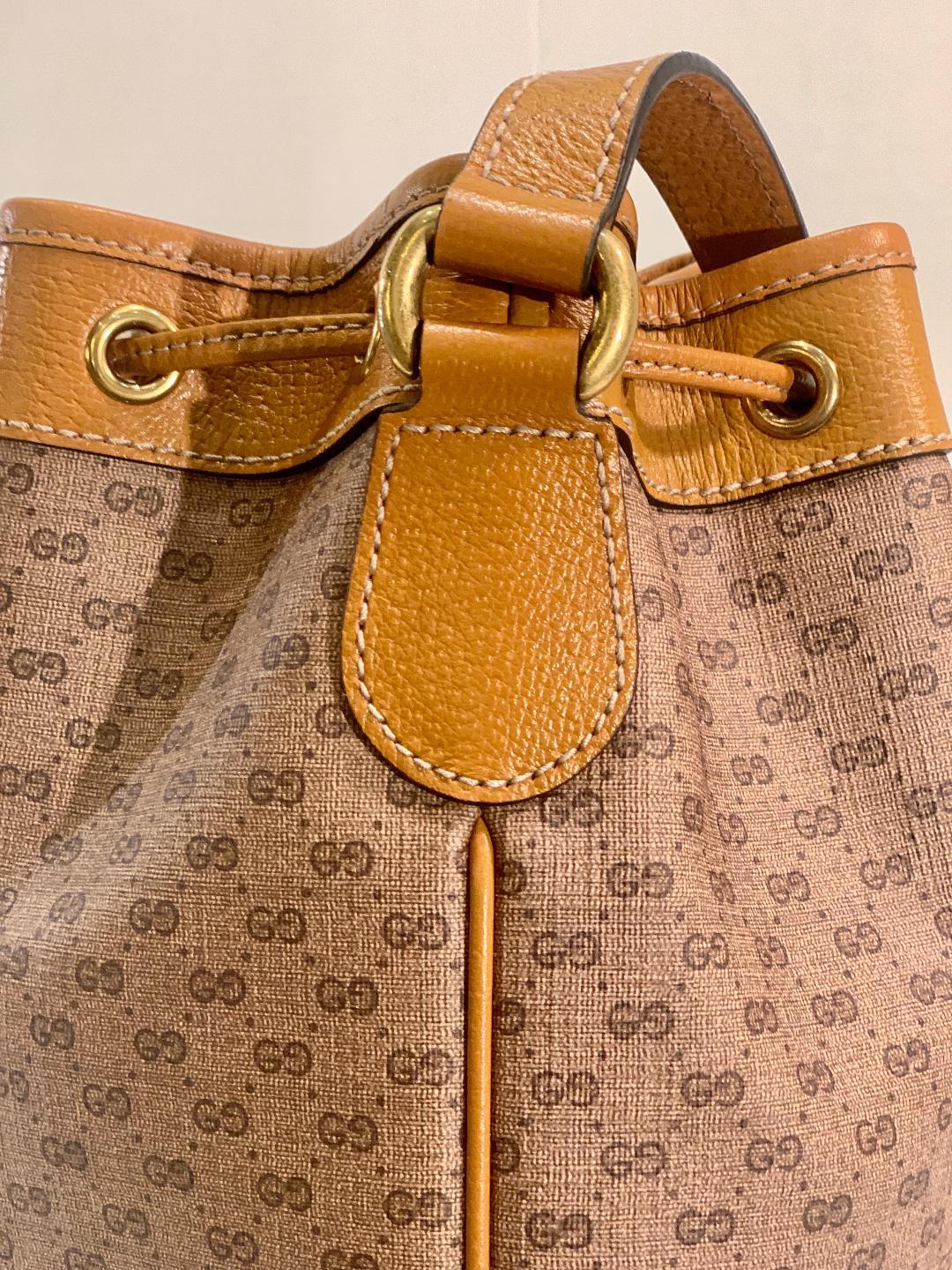 SOLD OUT Gucci Mickey Mouse Year of the Rat Bucket Bag Purse 6