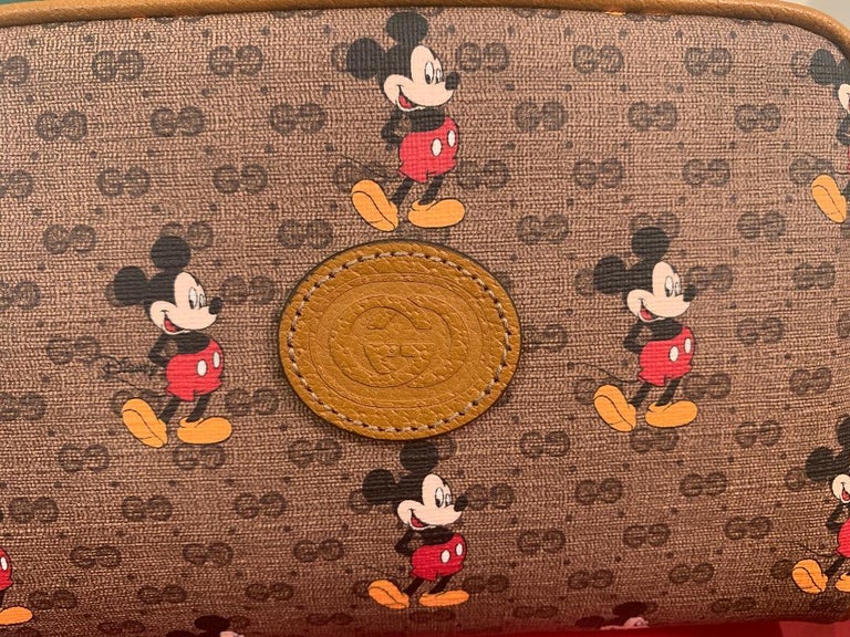 SOLD OUT Gucci Mickey Mouse Year of the Rat Crossbody Shoulder Bag