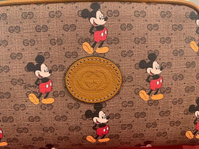 SOLD OUT Gucci Mickey Mouse Year of the Rat Crossbody Shoulder Bag Purse