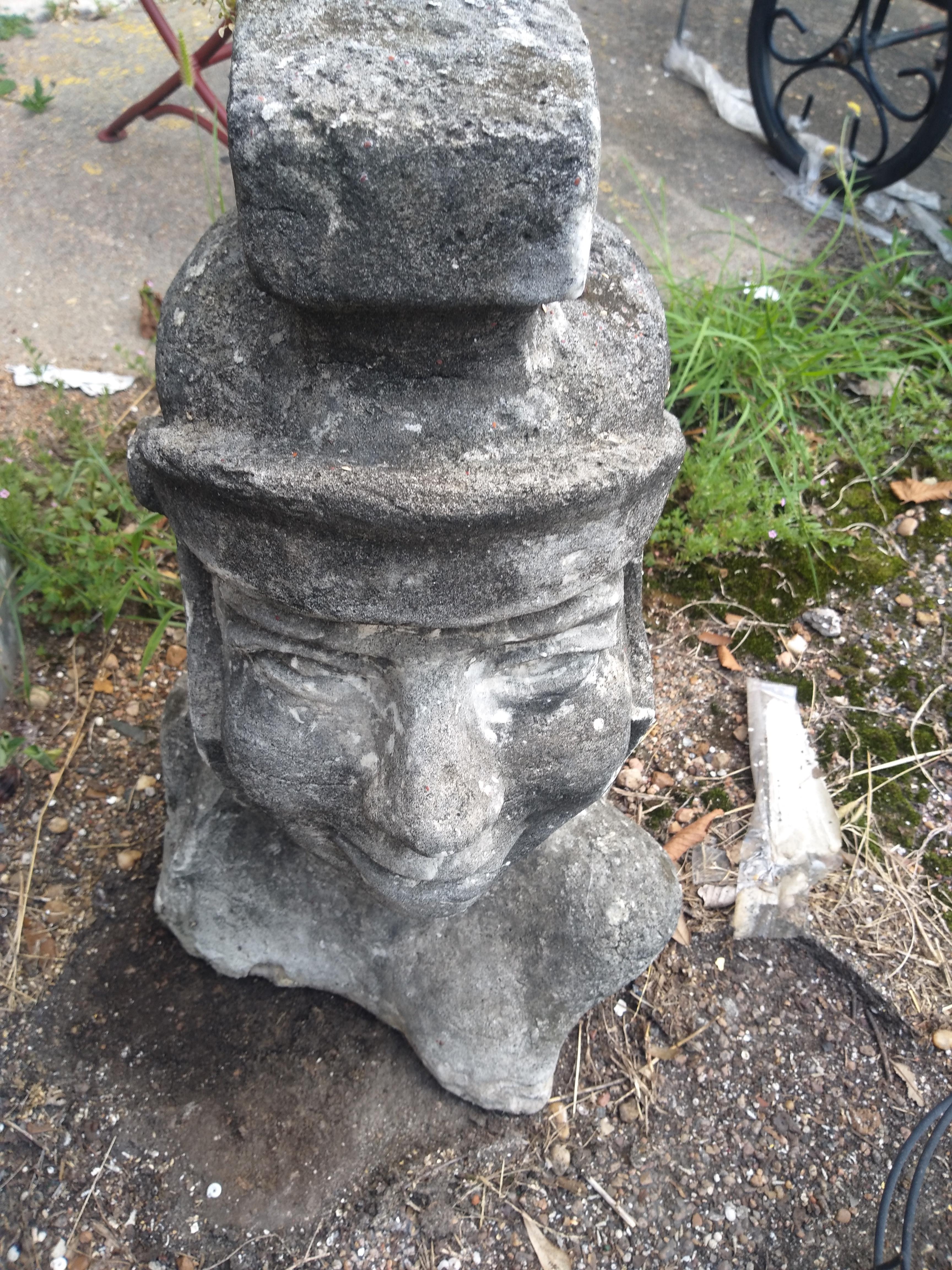 Moulage Statue de jardin soldat casqué en vente