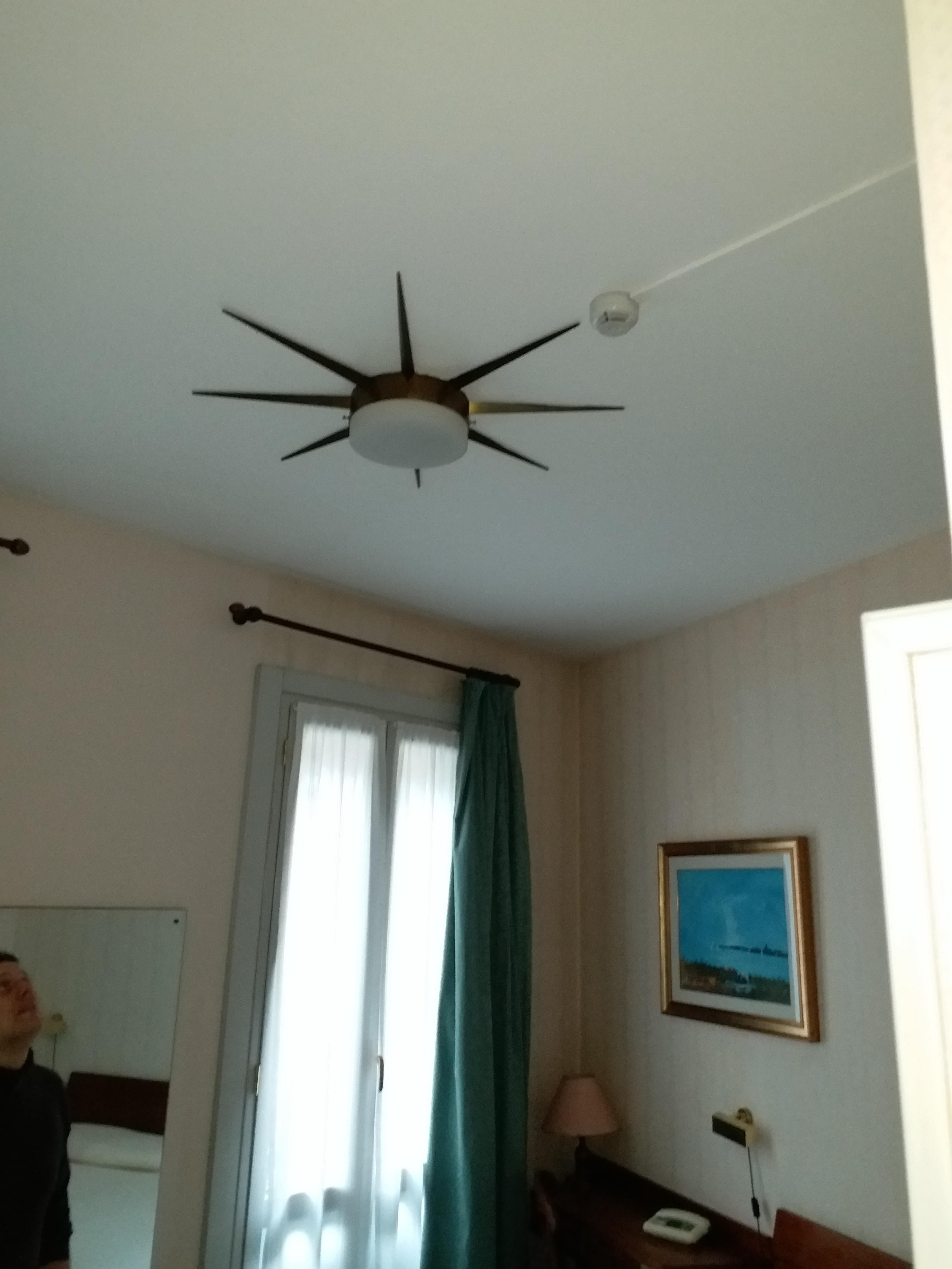 Sole Grande Arredoluce Monza per Gio Ponti 6 esemplari per London Hotel Milano In condizioni buone in vendita a Roma, IT