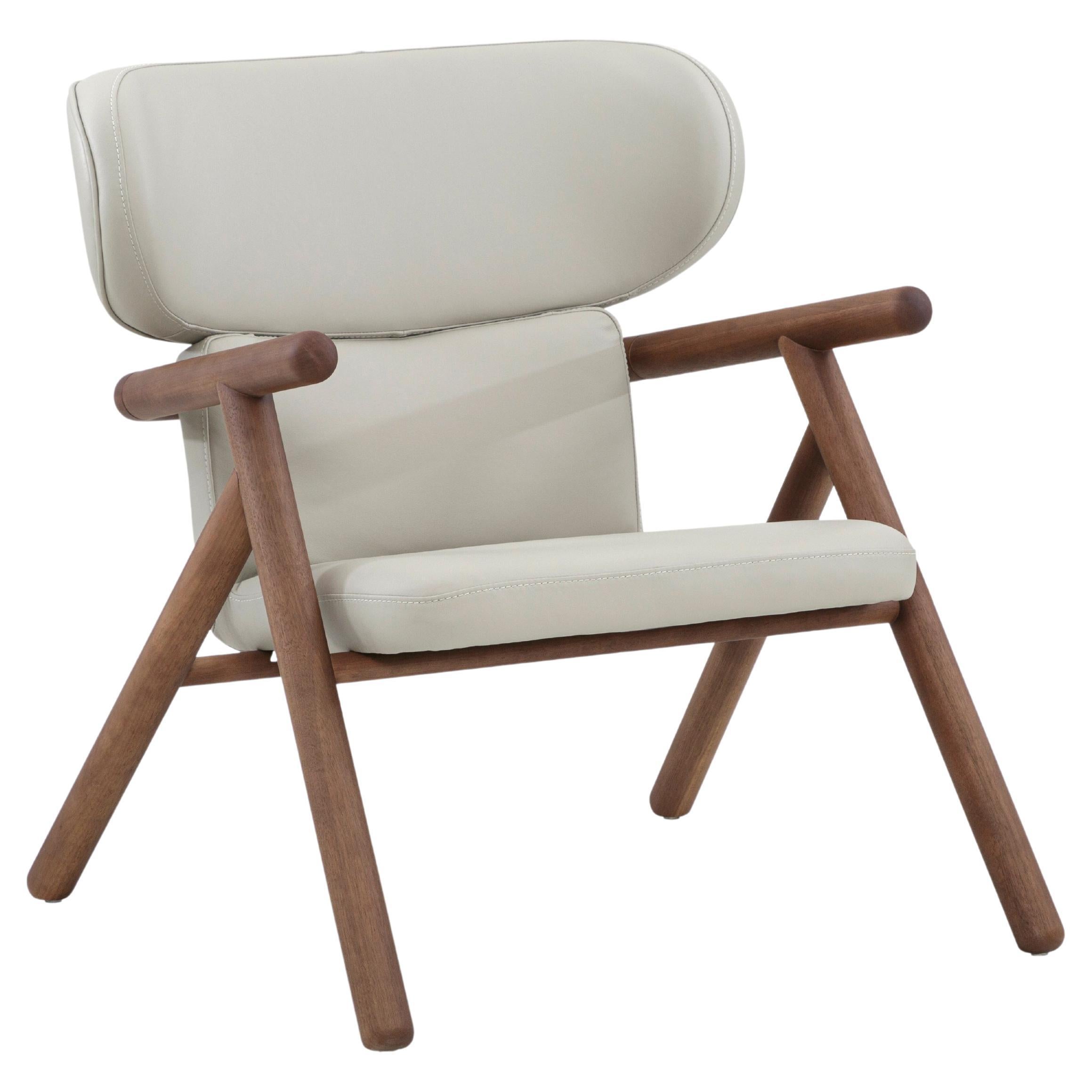 Sole Scandinavian-Styled Armchair in Walnut Wood Finish and Off-White Leather For Sale