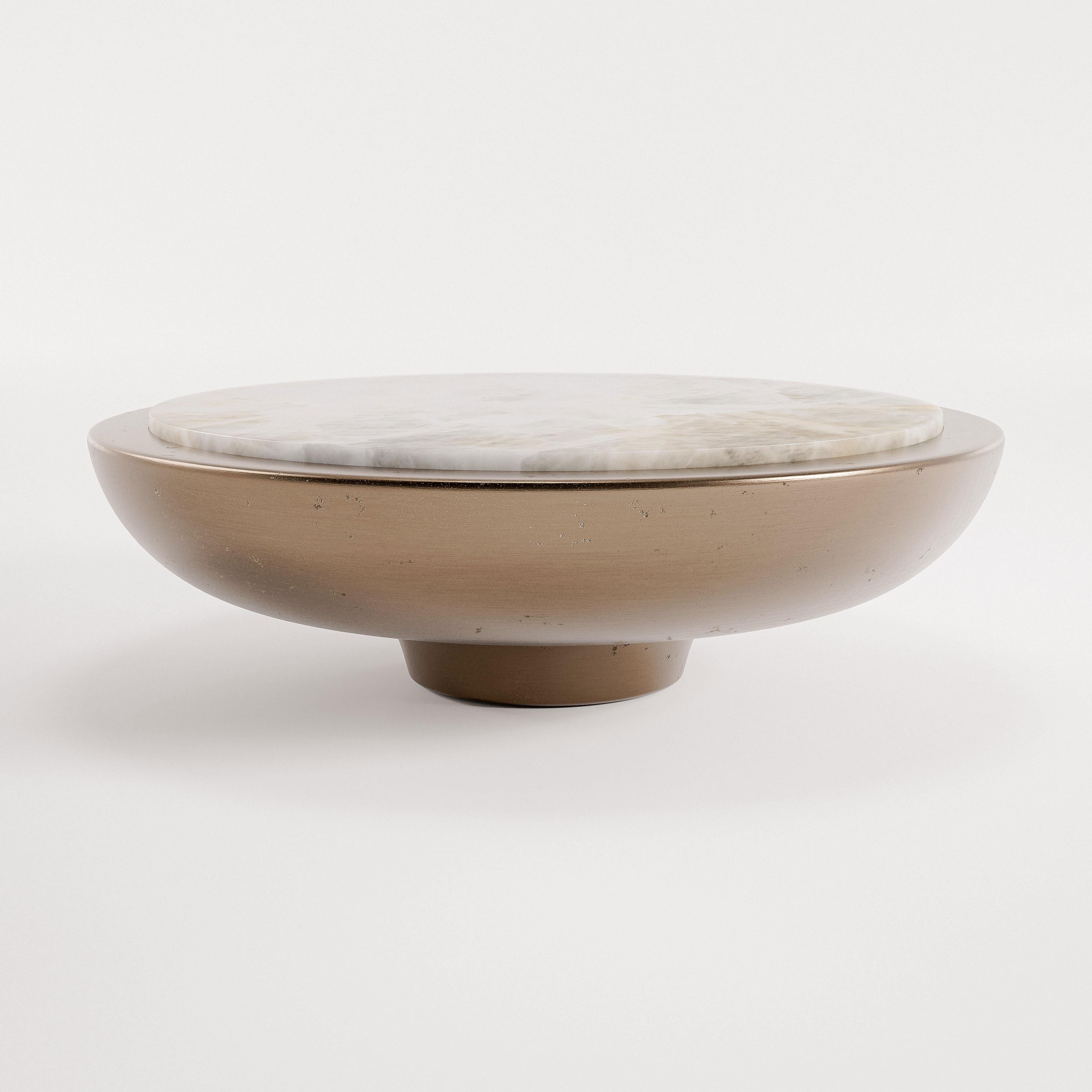 Espagnol Table basse Soleil en bronze et onyx blanc par Verena Brausch en vente
