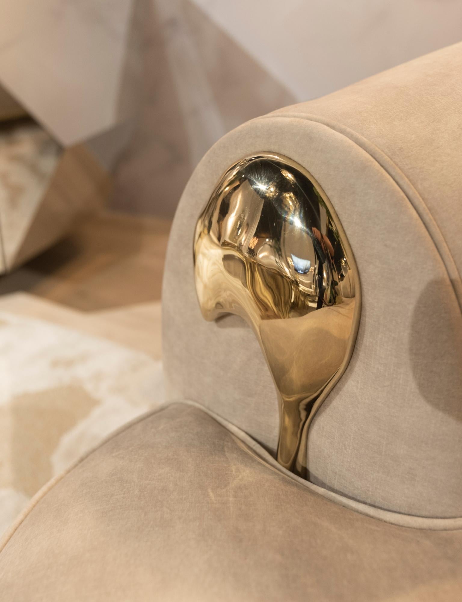 Soleil Gebogenes Sofa - Handpoliertes gegossenes Messing & Stoff - Boca do Lobo im Angebot 10