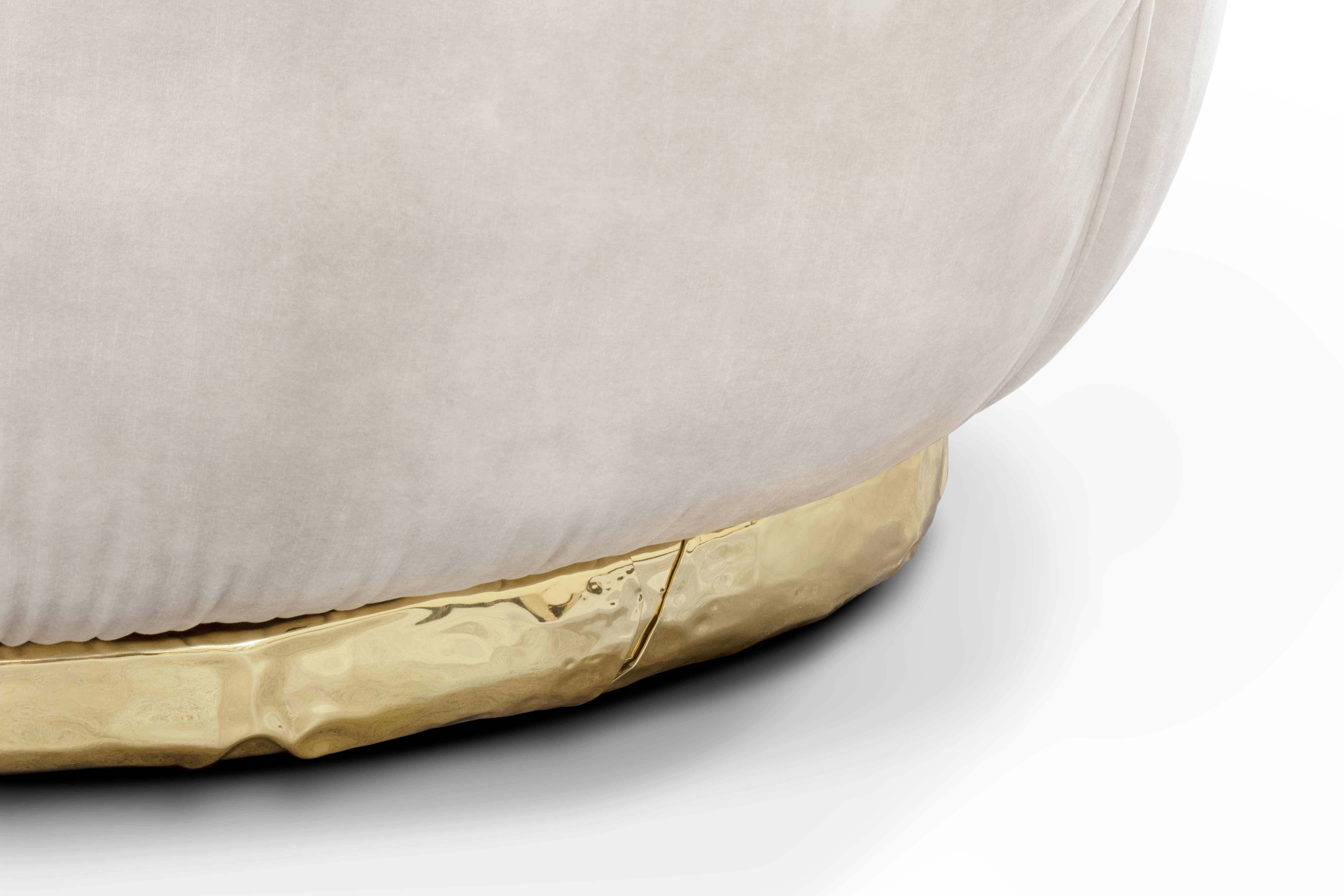 Soleil Gebogenes Sofa - Handpoliertes gegossenes Messing & Stoff - Boca do Lobo im Angebot 5