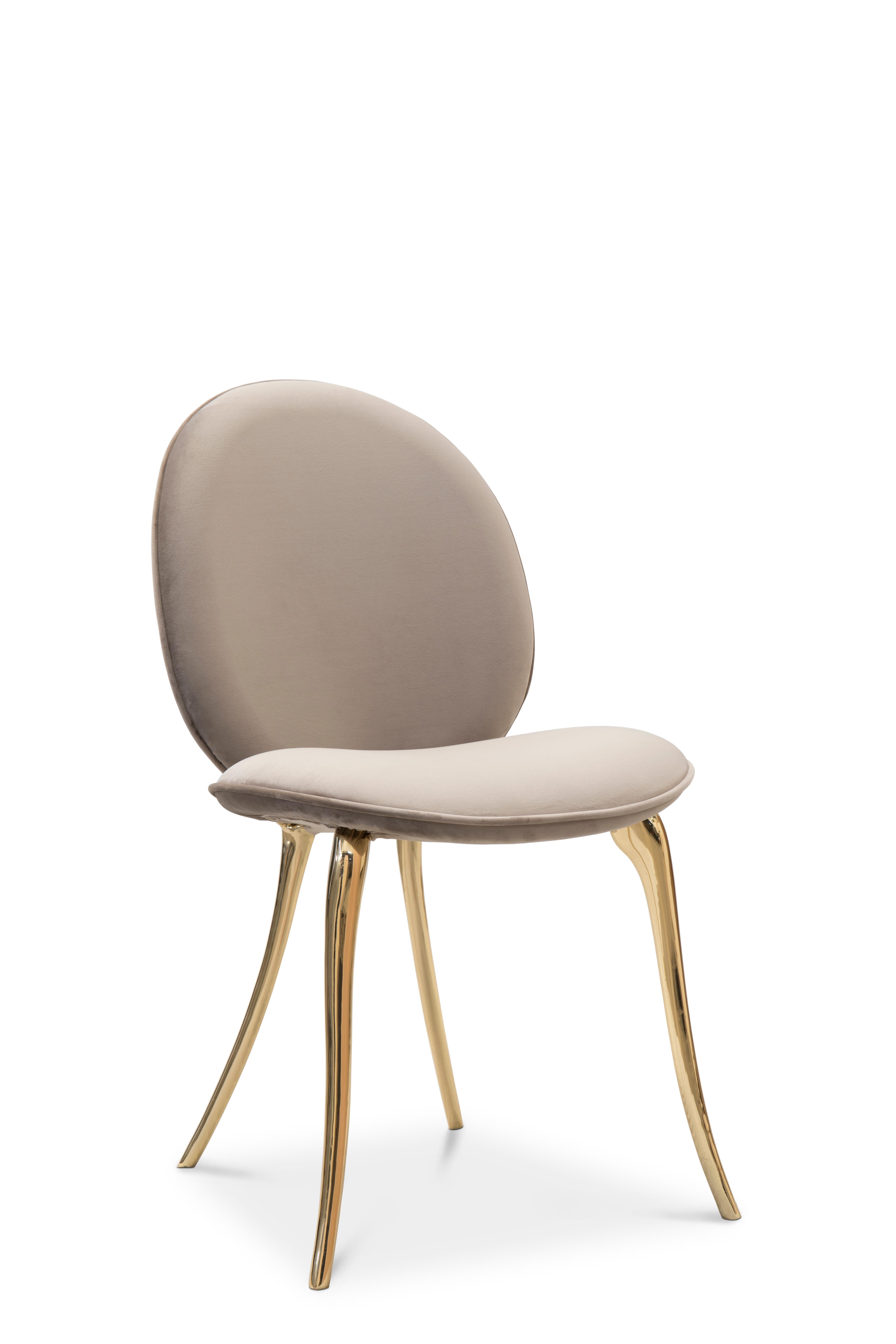 Modern Contemporary Soleil Dining Chair Polished Casted Brass by Boca do Lobo

Modern Contemporary Soleil Dining Chair has a polished casted brass and Aldeco sucesso 29 fabric. Soleil chair is a synthesis of styles and senses. The perfect seating