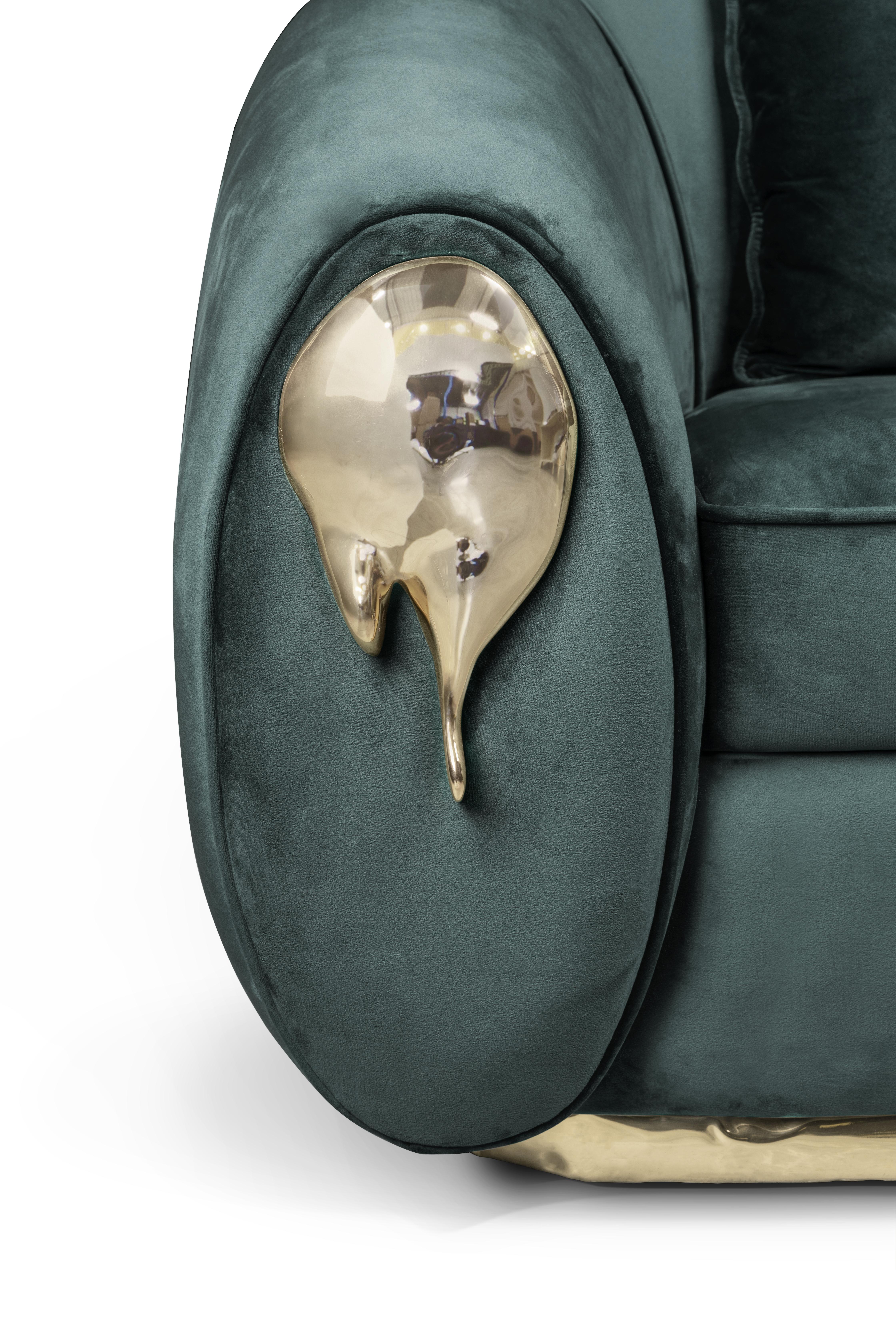 Portugais Fauteuil vert Soleil, laiton et tissu coulés à la main - Boca do Lobo en vente