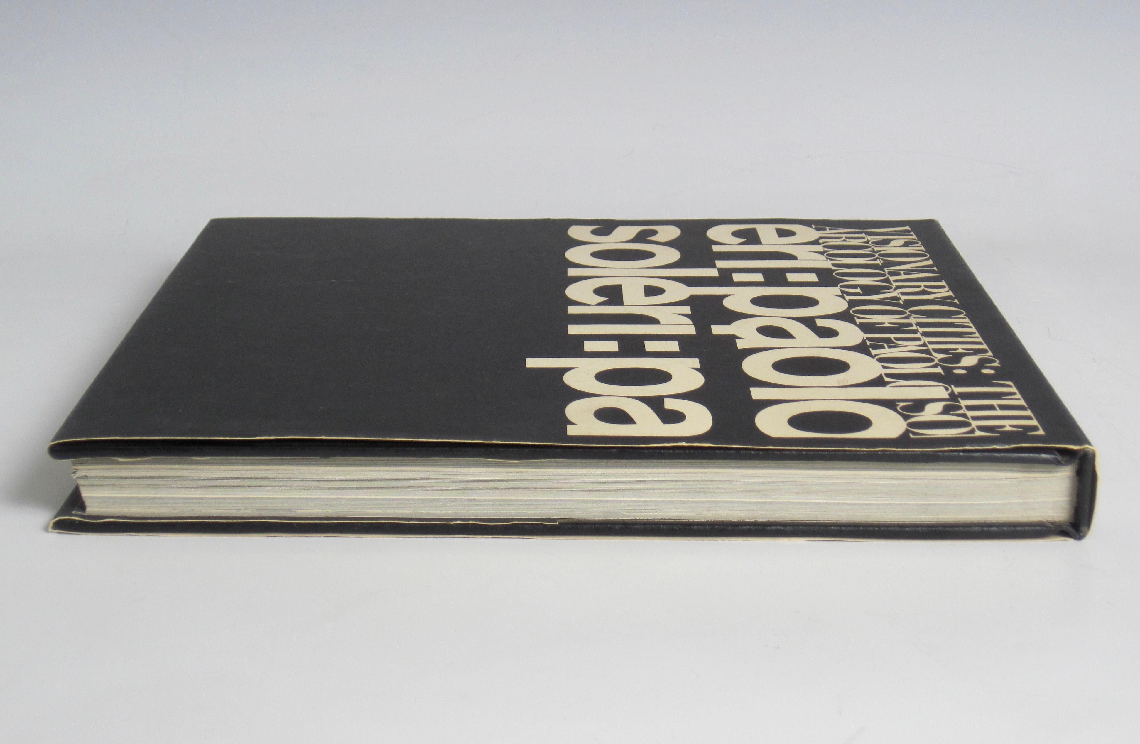 Papier SOLERI, Paolo. Livre Visionary Cities: The Arcology of Paolo Soleri à couverture rigide en vente