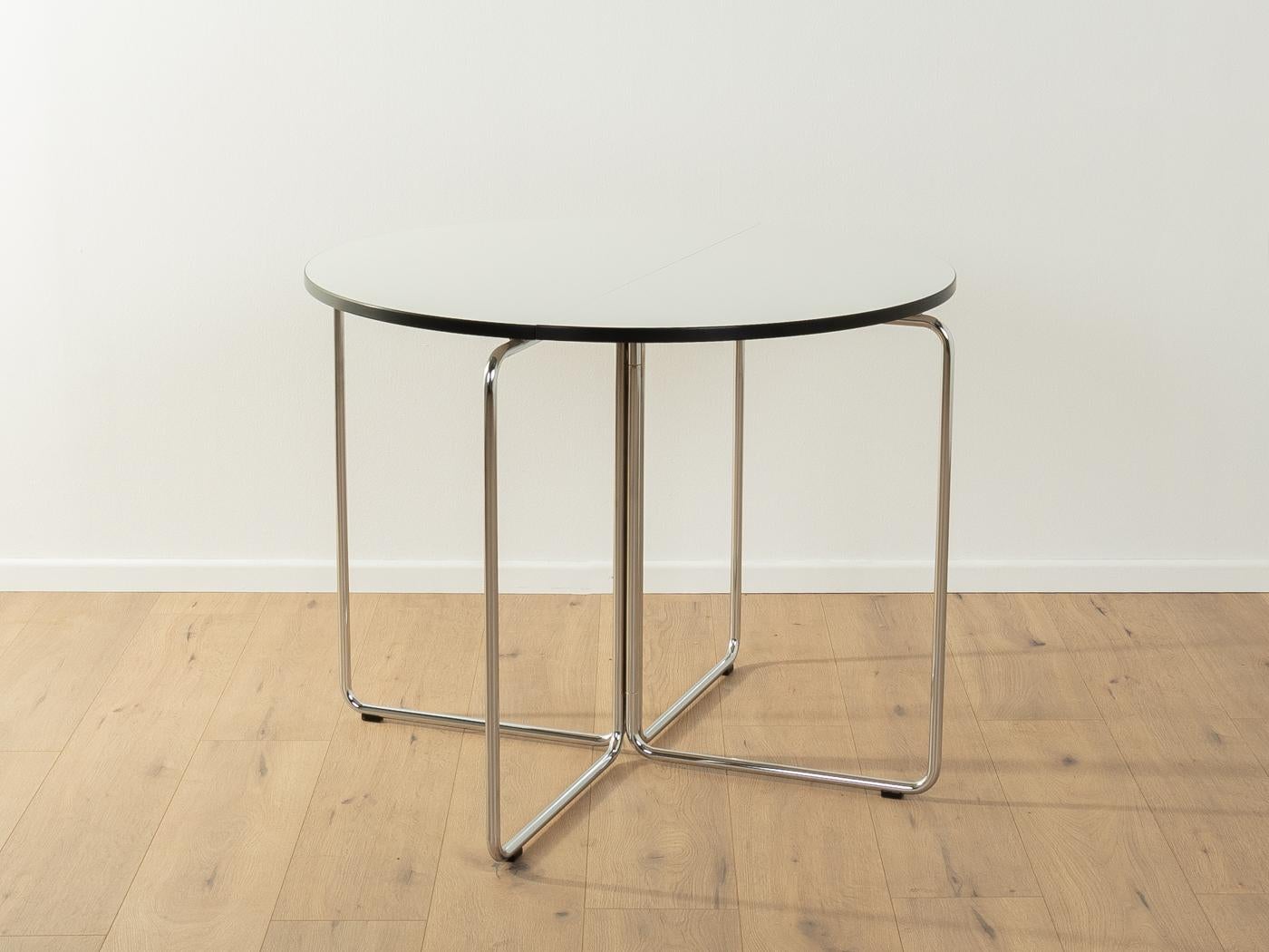 Table Sóley, Valdimar Harðarson, Kusch+Co Bon état - En vente à Neuss, NW